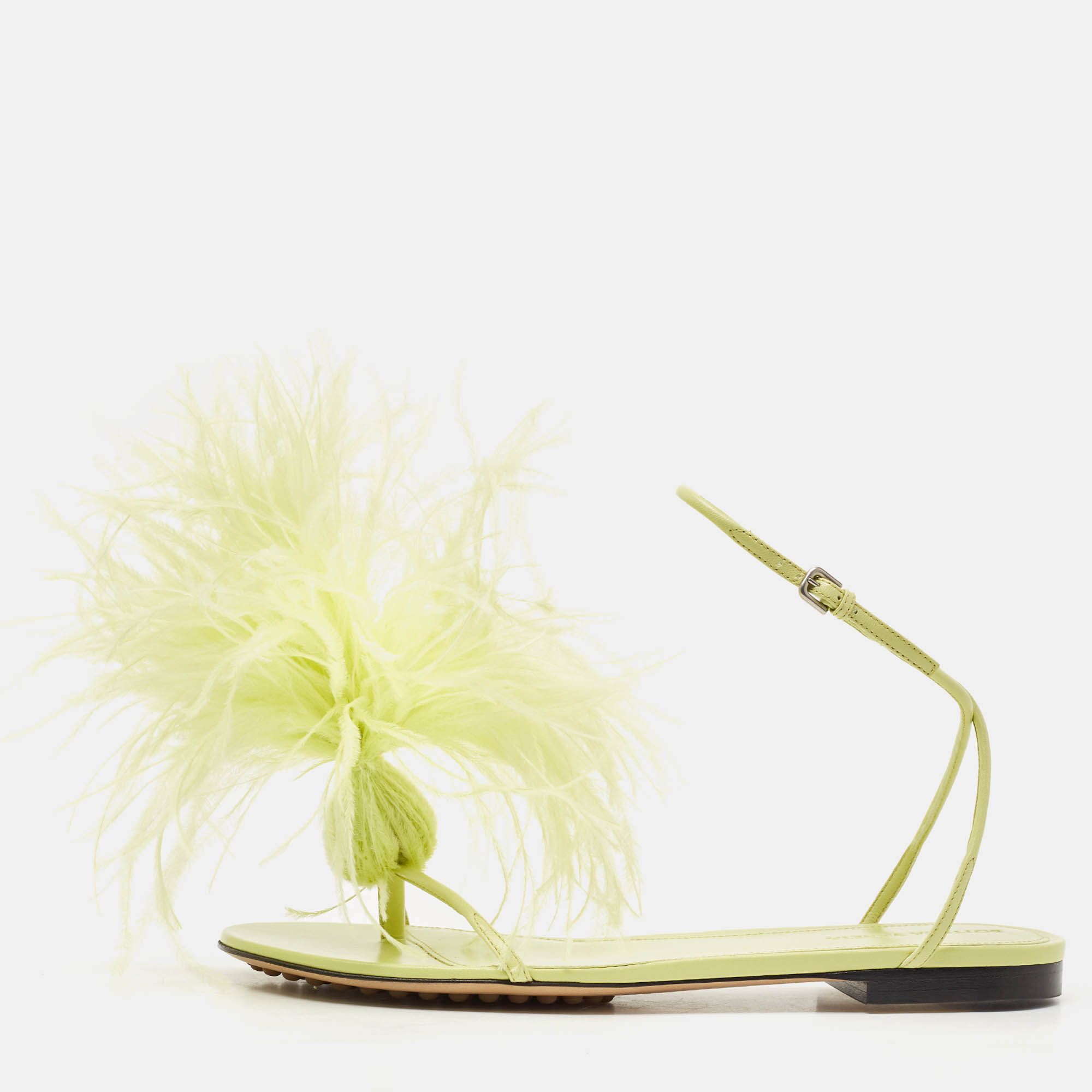 Feather and Leather Flat Slides Size 38 - Bottega Veneta - Modalova