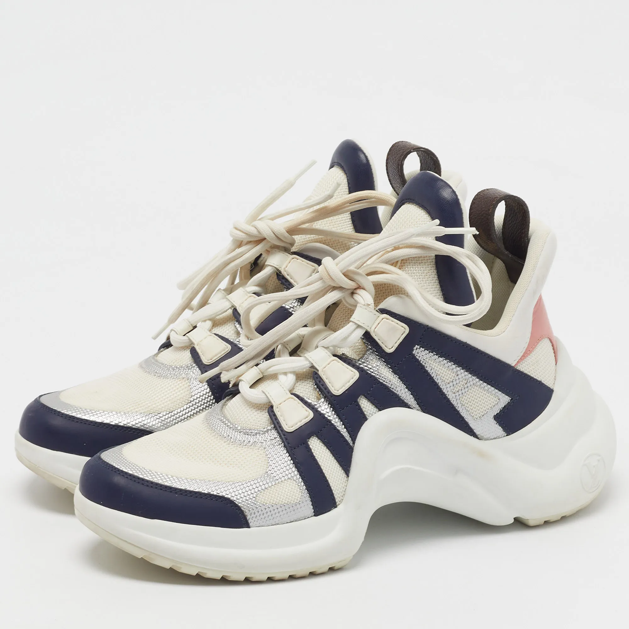 Archlight Size 39.5 Canvas and Leather Lace Up Sneakers - Louis Vuitton - Modalova