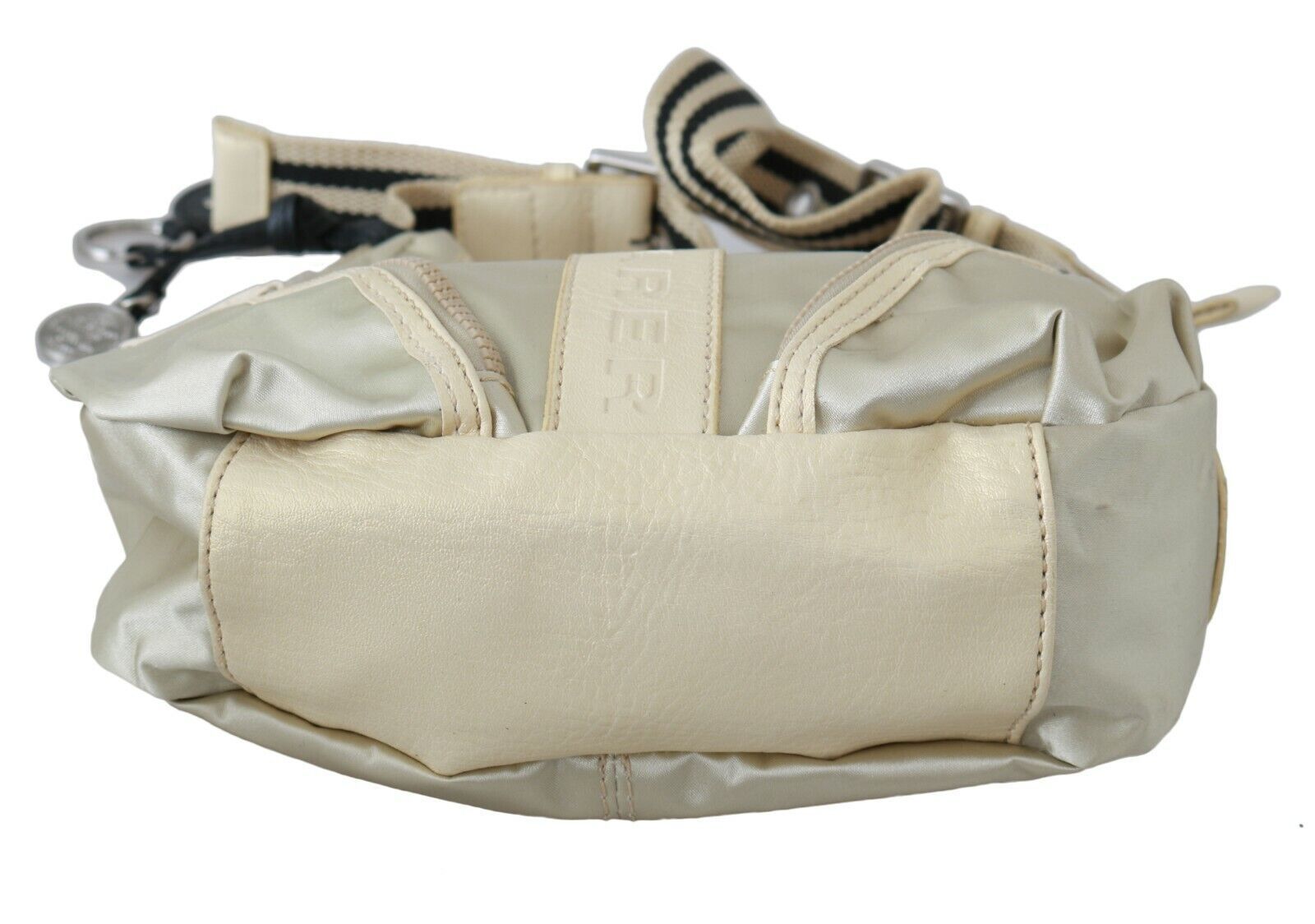 Shoulder Crossbody Sling Fabric Women's Purse - WAYFARER - Modalova