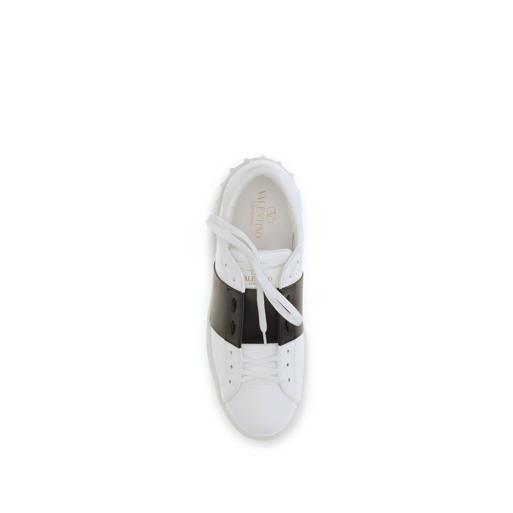 Calf Leather Bos Taurus Low Top Men's Sneakers - Valentino Garavani - Modalova