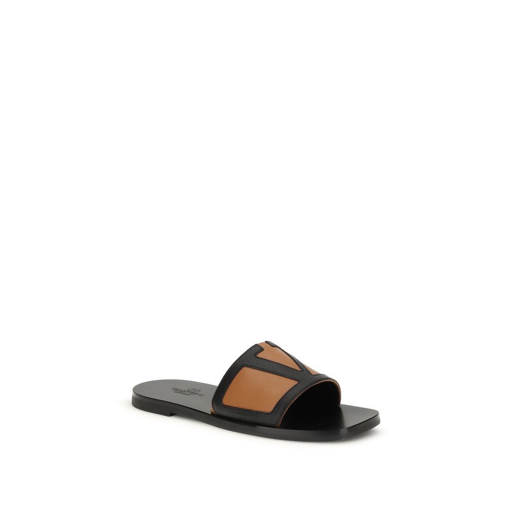 Calf Leather Bos Taurus Flat Men's Sandals - Valentino Garavani - Modalova