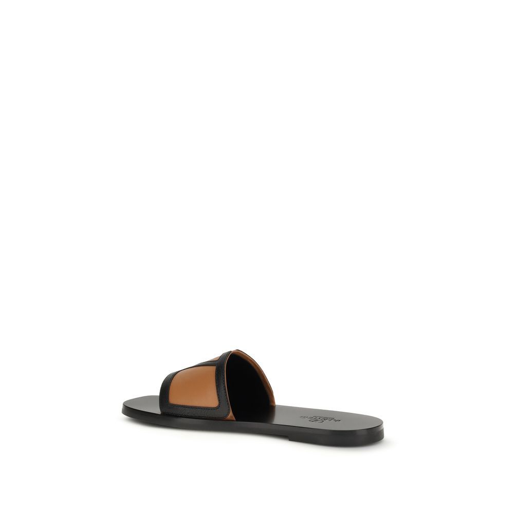 Calf Leather Bos Taurus Flat Men's Sandals - Valentino Garavani - Modalova