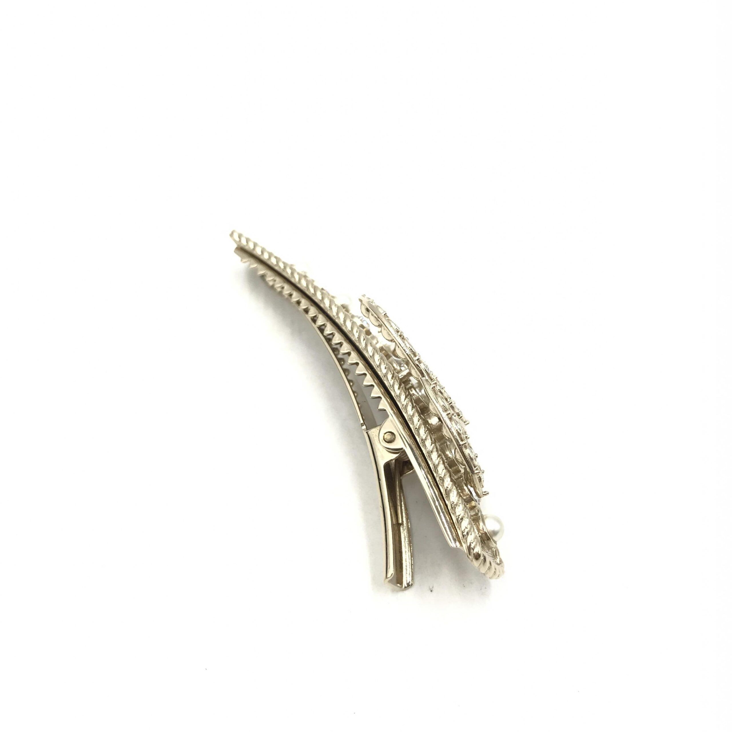 Crystal Pearl CC Hair Women's Clip (Pre-Owned) - Chanel - Modalova