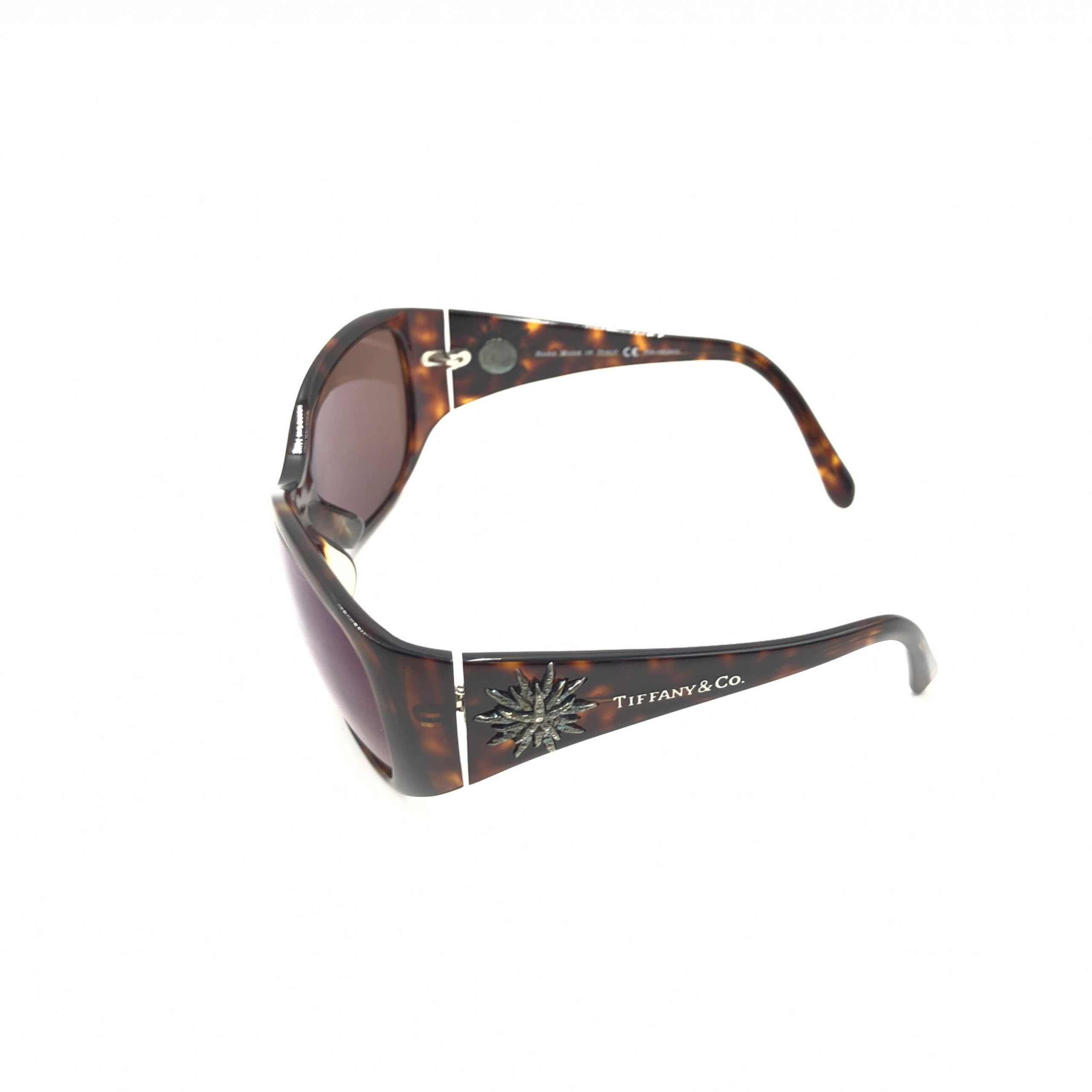 Oval-Shaped Women's Sunglasses (Pre-Owned) - Tiffany & Co. - Modalova