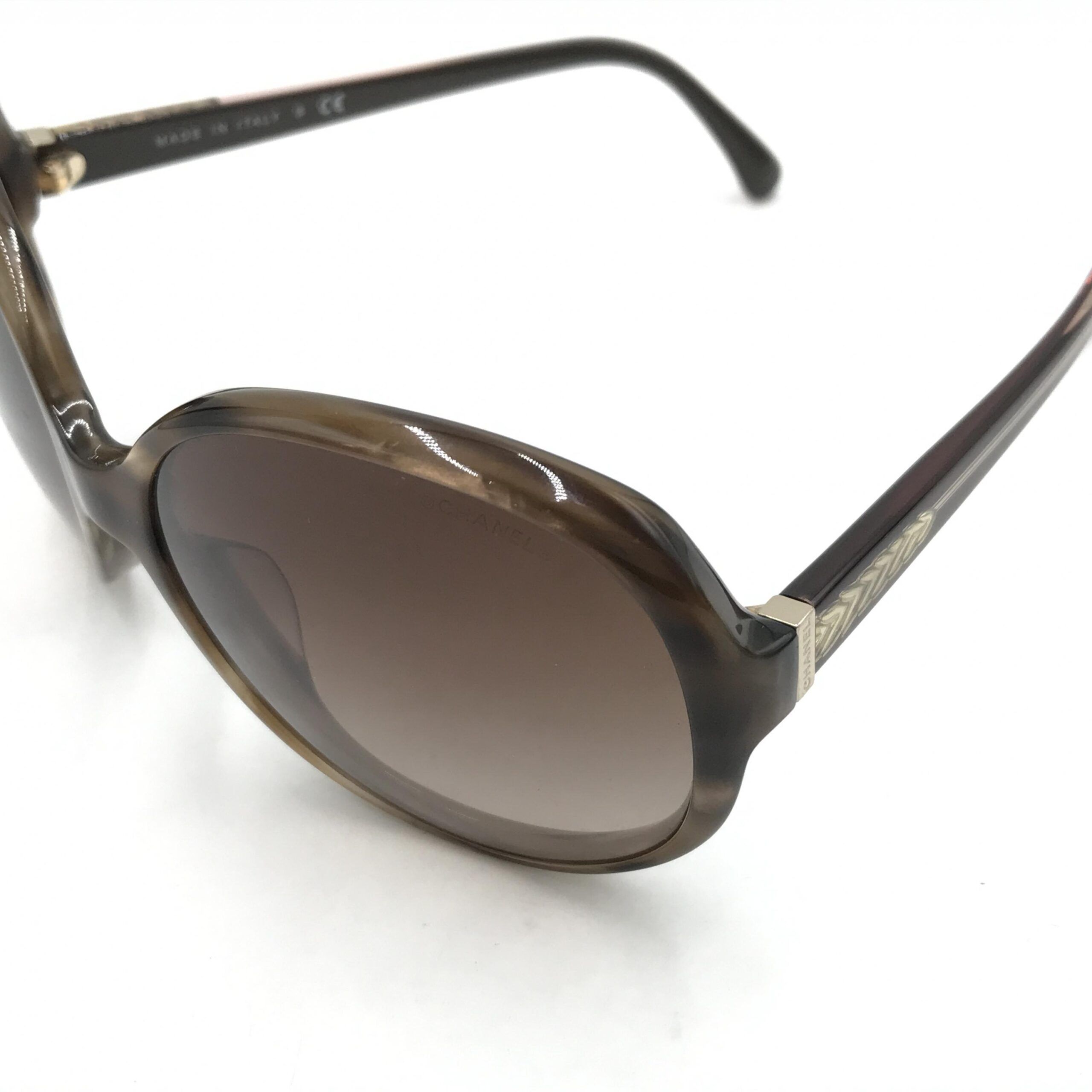 Oversized Gradient Brown Women's Sunglasses (Pre-Owned) - Chanel - Modalova