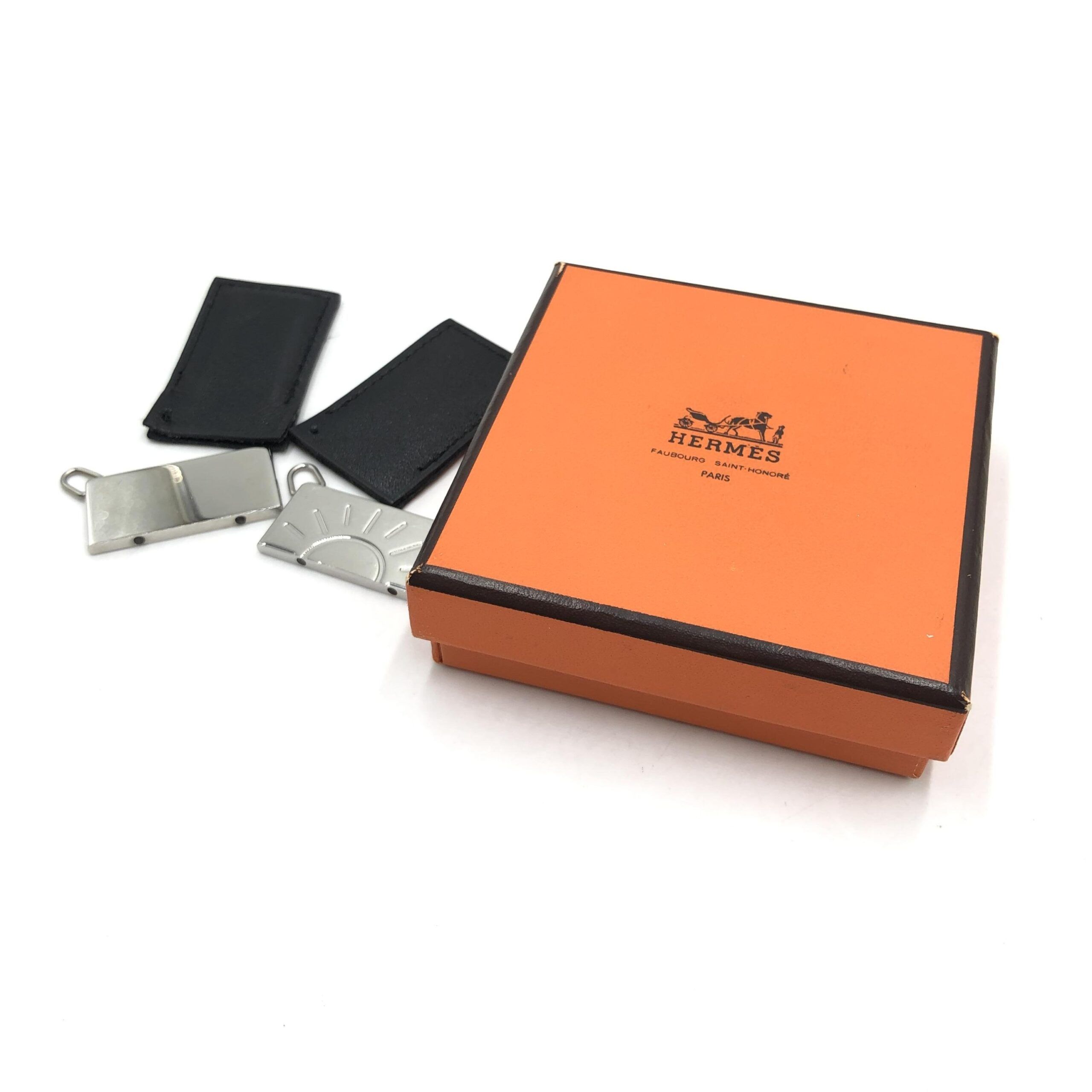 Tone Half Sun Pendant Women's Set (Pre-Owned) - Hermès - Modalova