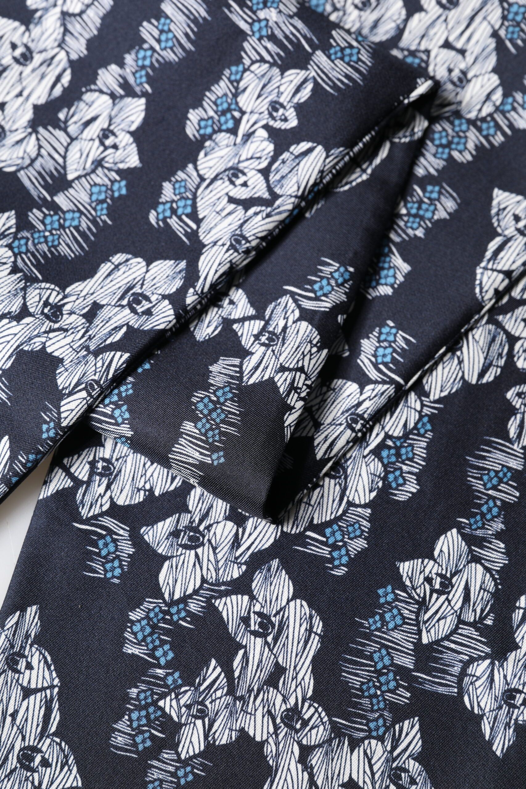 Black Blue Silk Floral Pattern Fringe 140cm x 16cm Men's Scarf (Pre-Owned) - Dolce & Gabbana - Modalova