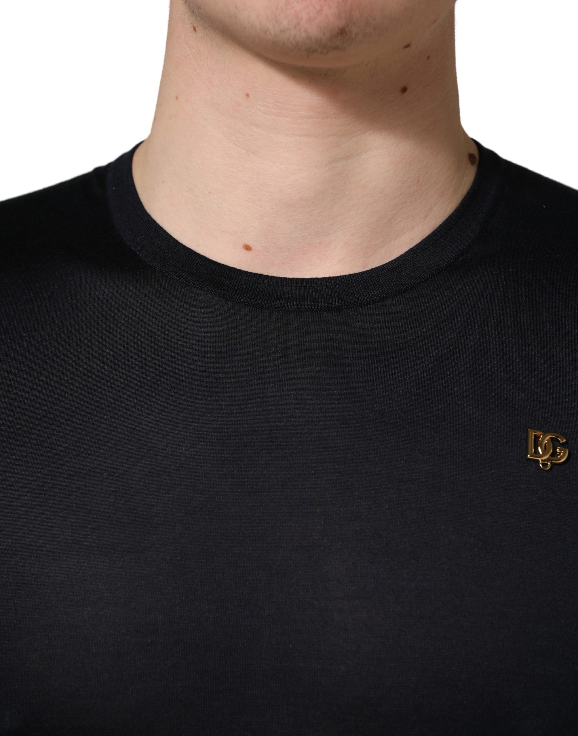 Dark DG Logo Silk Men Crew Neck Men's T-shirt (Pre-Owned) - Dolce & Gabbana - Modalova
