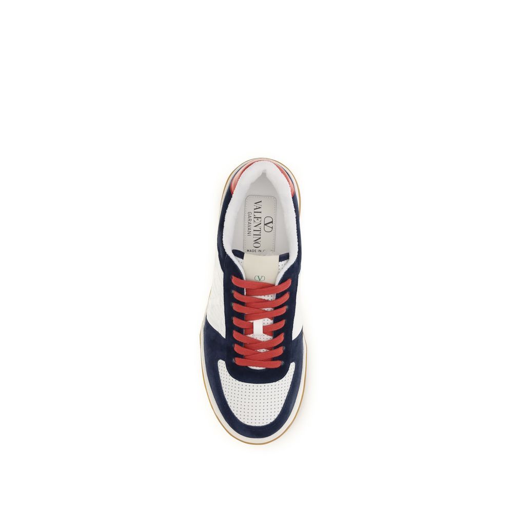 Calf Leather Bos Taurus Athletic Men's Sneakers - Valentino Garavani - Modalova