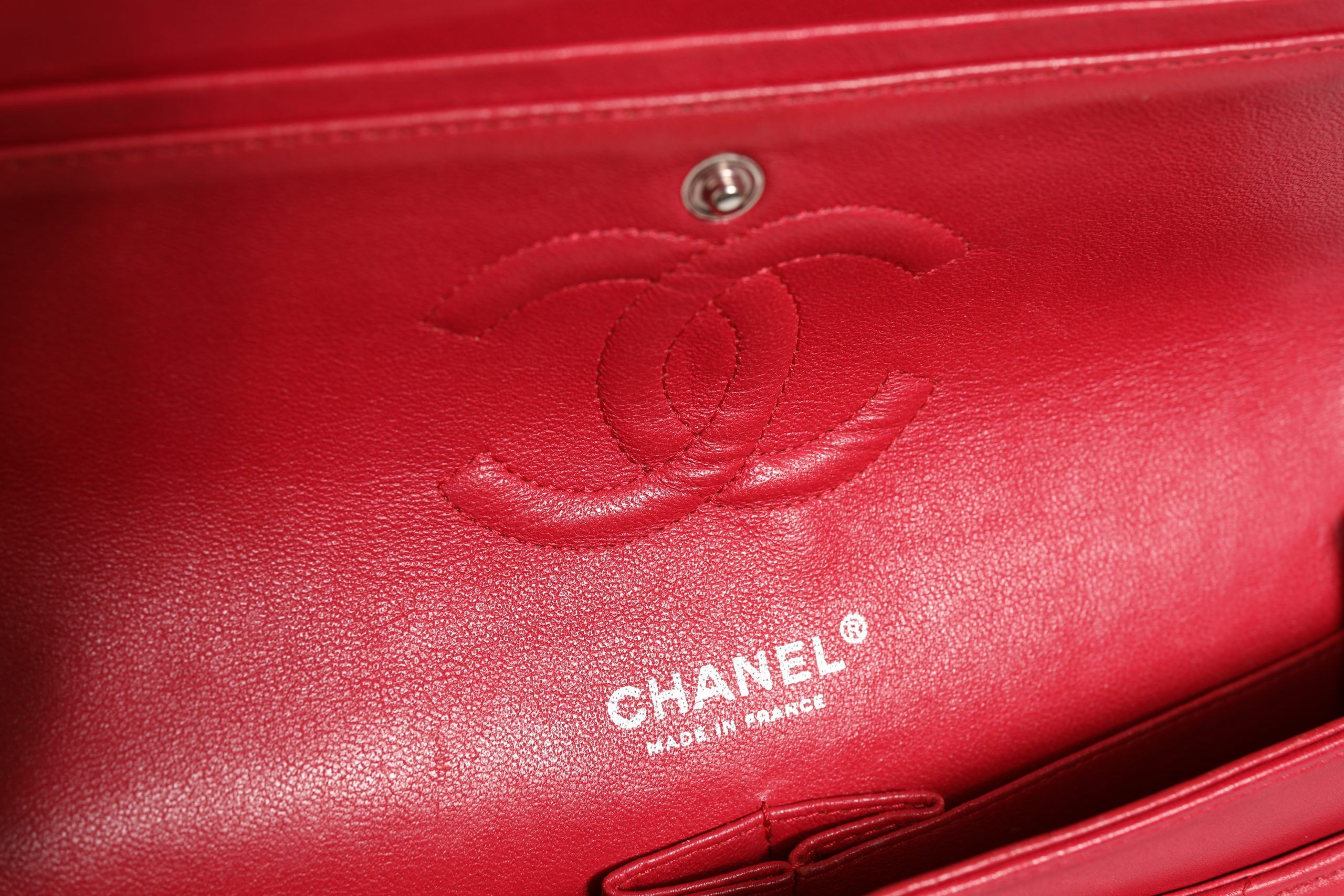 Classic 25 Medium Flap Women's Bag (Pre-Owned) - Chanel - Modalova