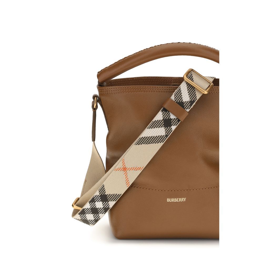Calf Leather Bos Taurus Backet Women's Bag - Burberry - Modalova