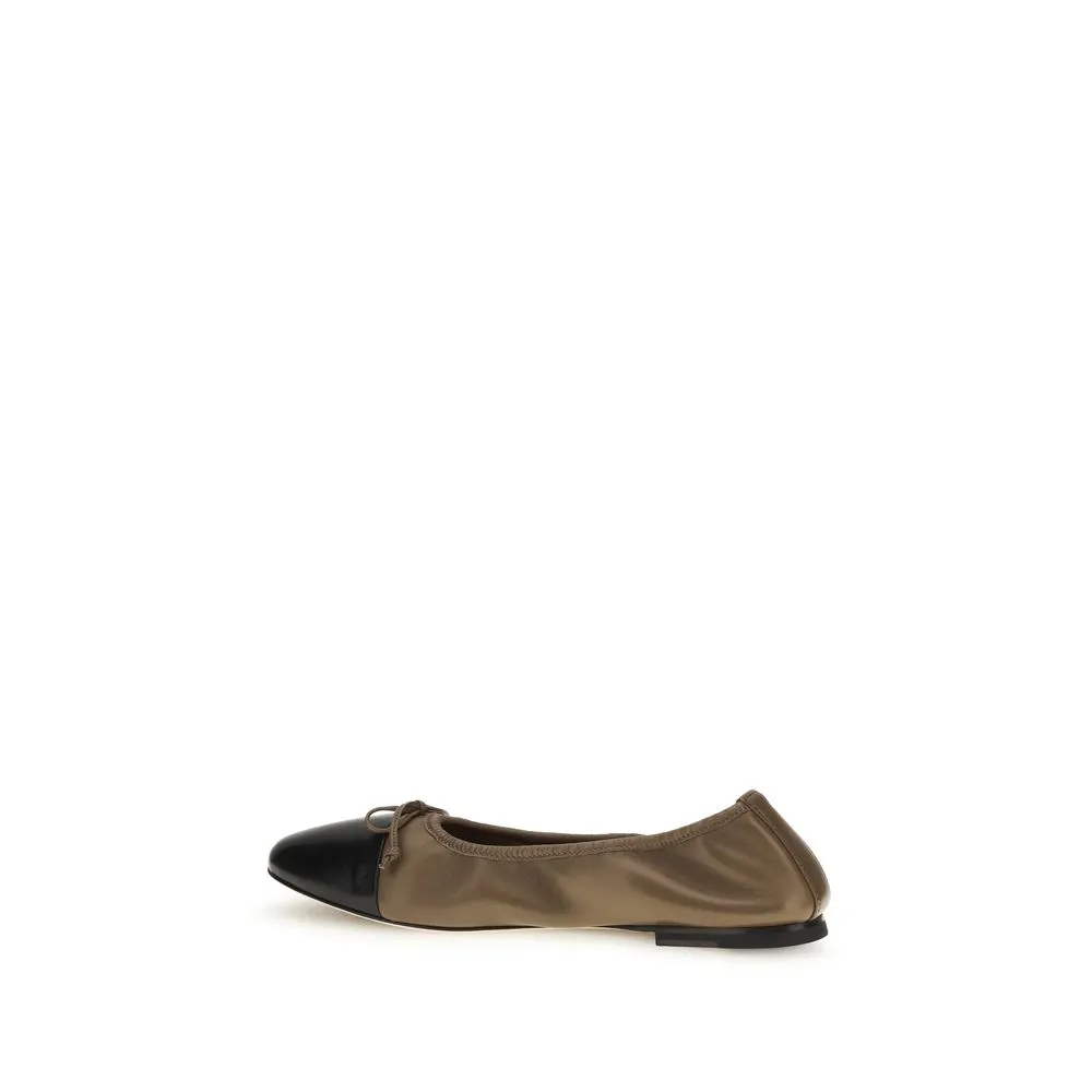 Calf Leather Bos Taurus Ballet Women's Flats - Dear Frances - Modalova
