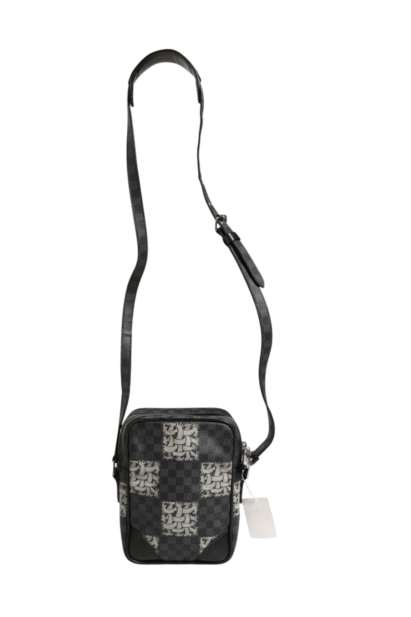 Damier Graphite Canvas Amazon Christopher Nemeth Shoulder Men's Bag (Pre-Owned) - Louis Vuitton - Modalova