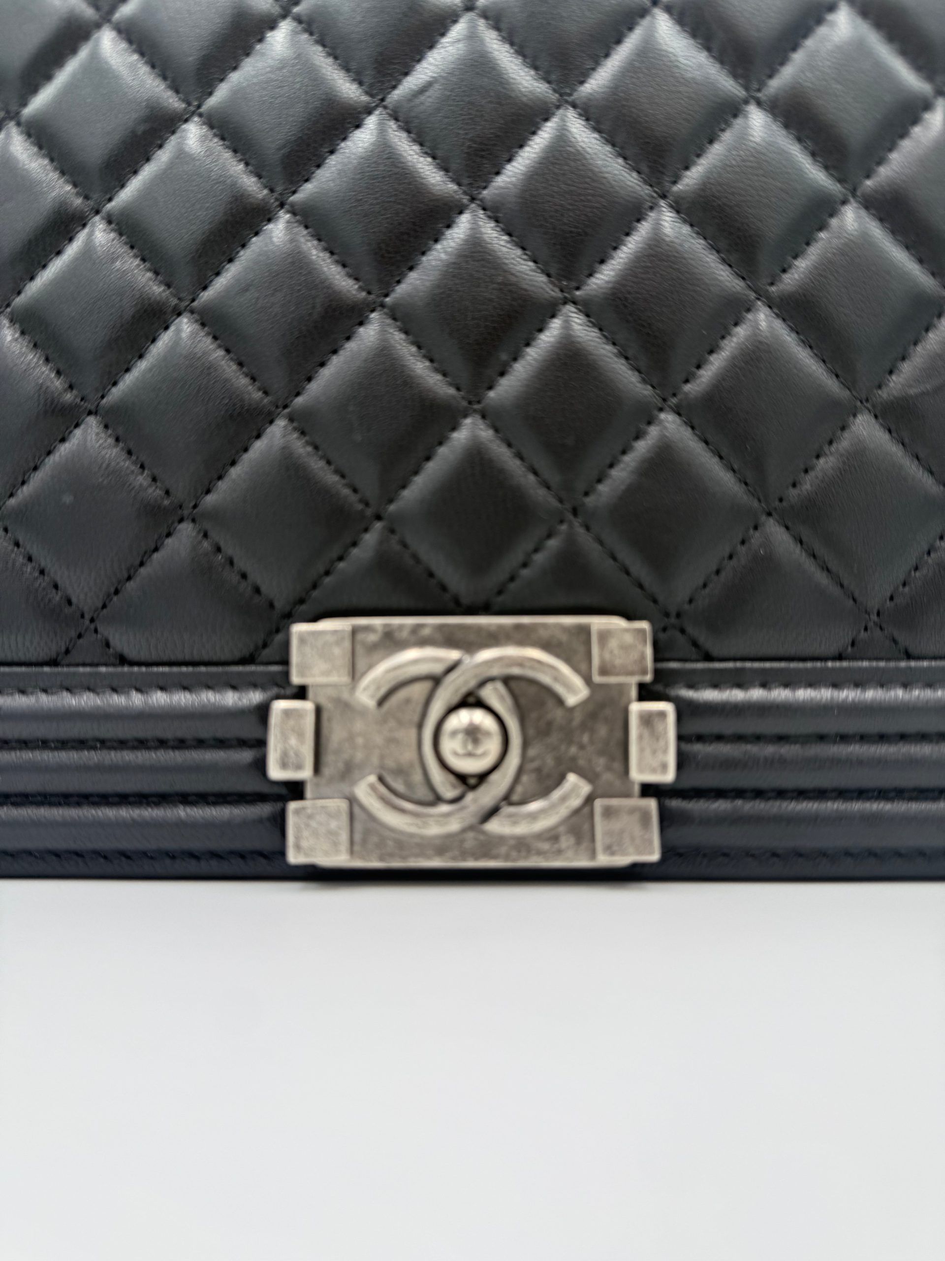 Leather Women's Handbag (Pre-Owned) - Chanel - Modalova