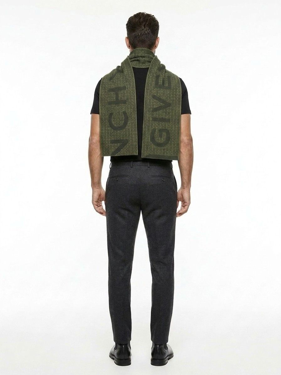 Givenchy Green Wool Men's Scarf - Givenchy - Modalova