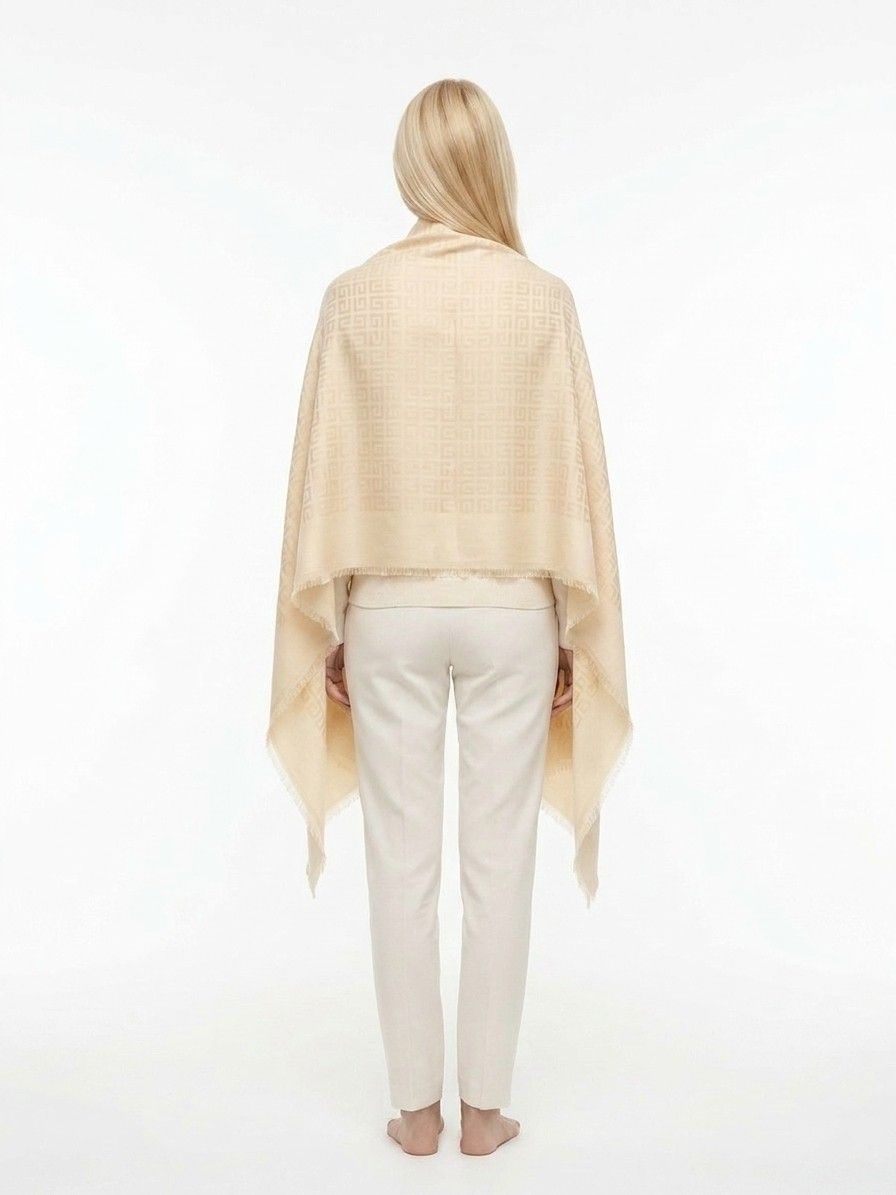 Givenchy Beige Silk Women's Scarf - Givenchy - Modalova