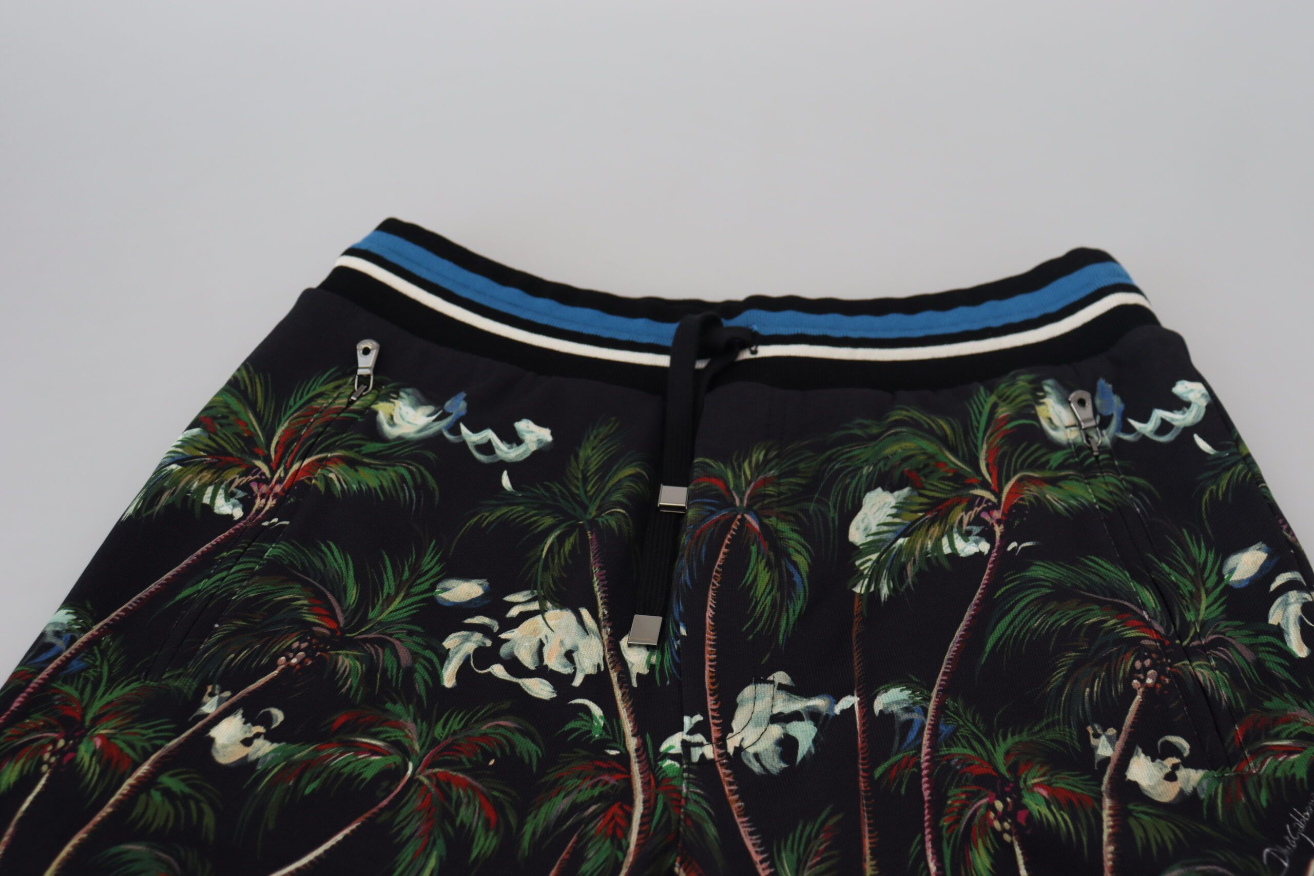 Cotton Volcano Print Casual Men's Shorts - Dolce & Gabbana - Modalova