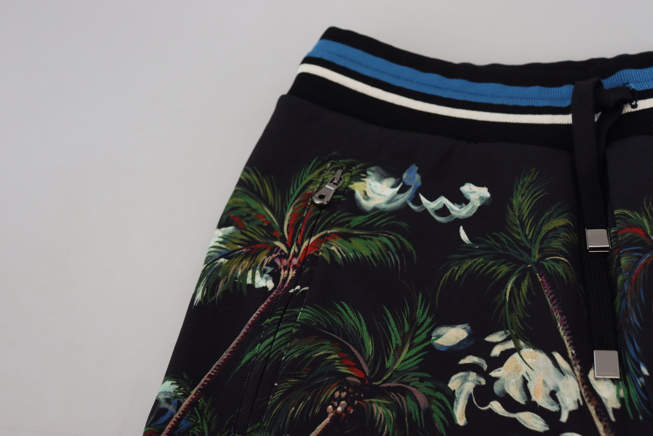 Cotton Volcano Print Casual Men's Shorts - Dolce & Gabbana - Modalova