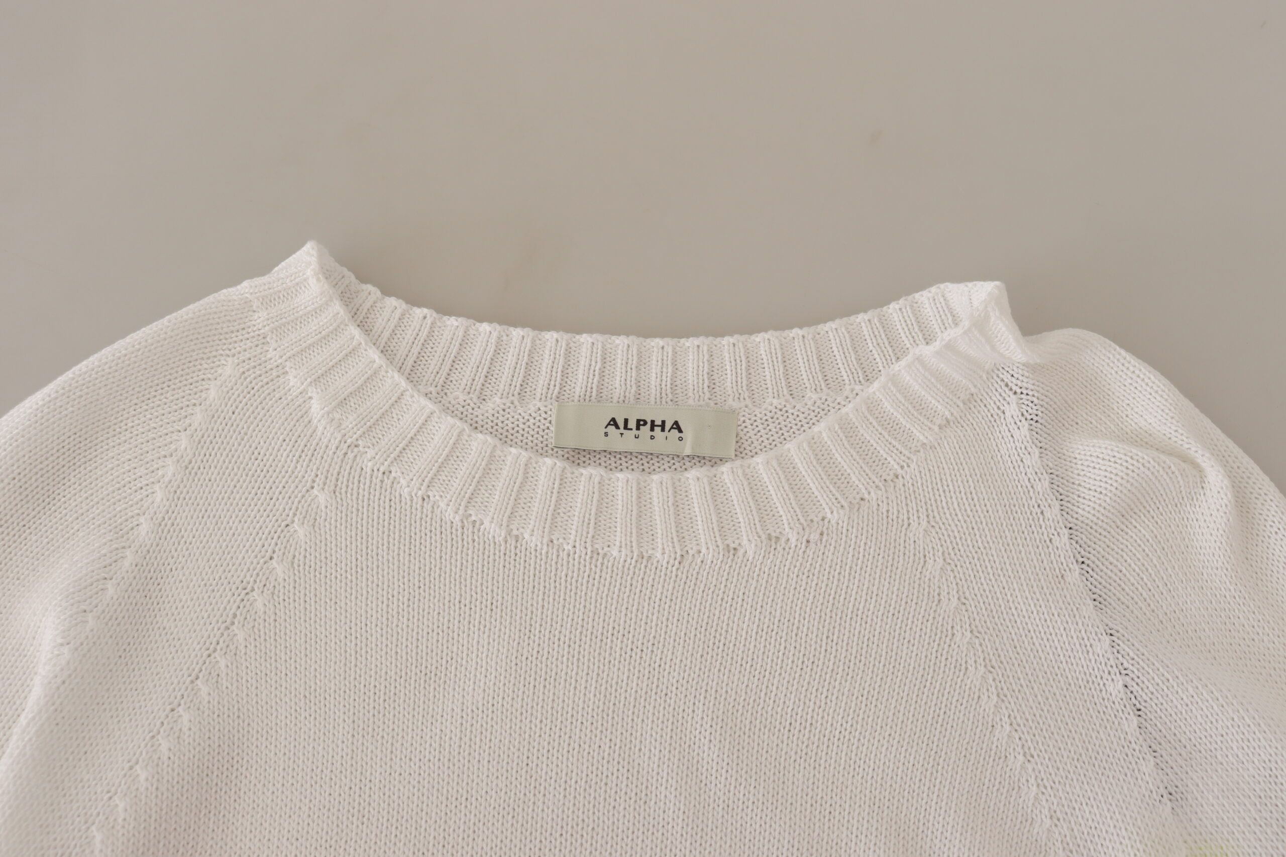 Long Sleeves Crewneck Pullover Women's Sweater - Alpha Studio - Modalova