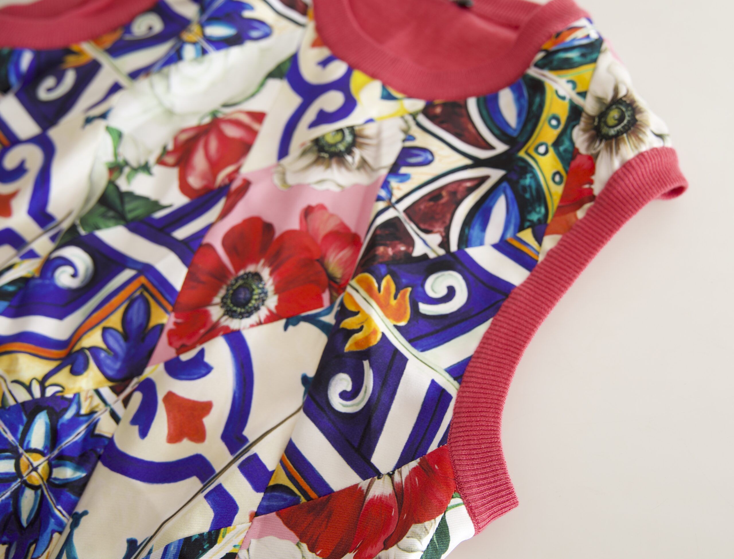Majolica Floral Crew Neck Tank Women's Top - Dolce & Gabbana - Modalova