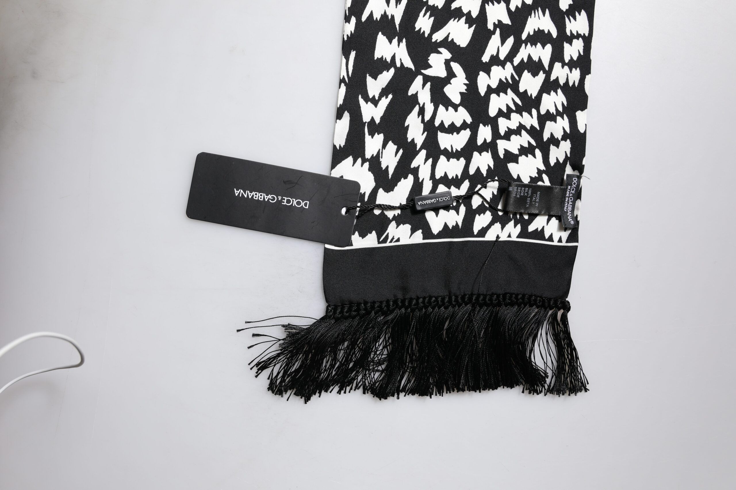Black White Patterned Fringes Shawl Women's Scarf (Pre-Owned) - Dolce & Gabbana - Modalova
