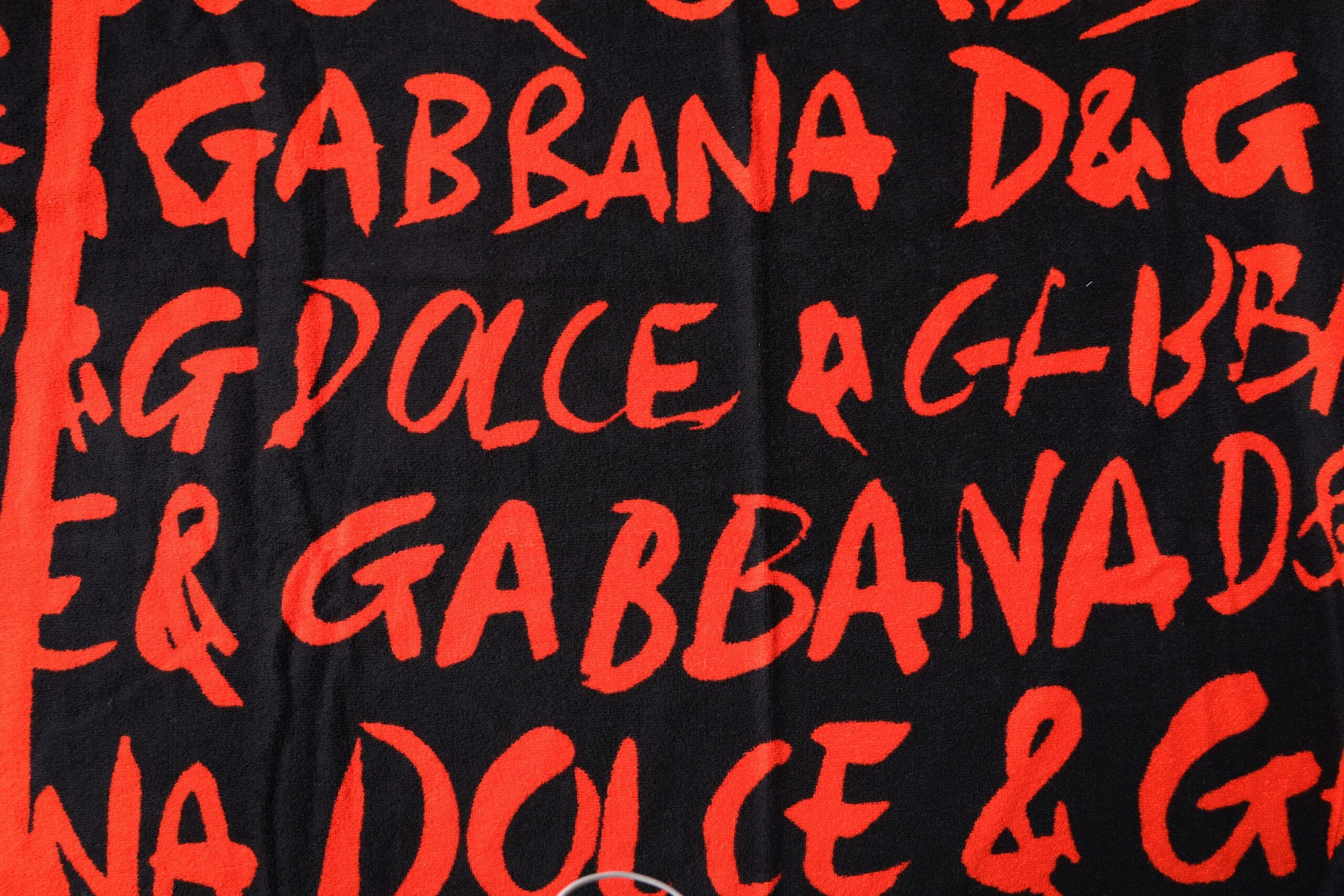 Black Red Logo Print Cotton Beach Women's Towel - Dolce & Gabbana - Modalova