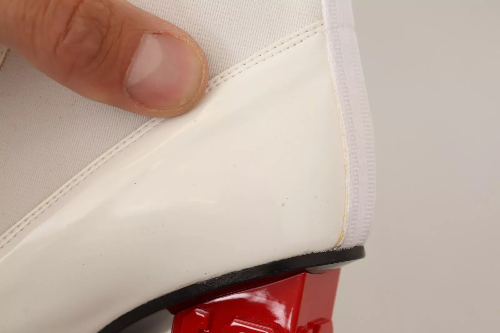 White Leather Fabric Red Logo Heel Ankle Boots Women's Shoes (Pre-Owned) - GCDS - Modalova