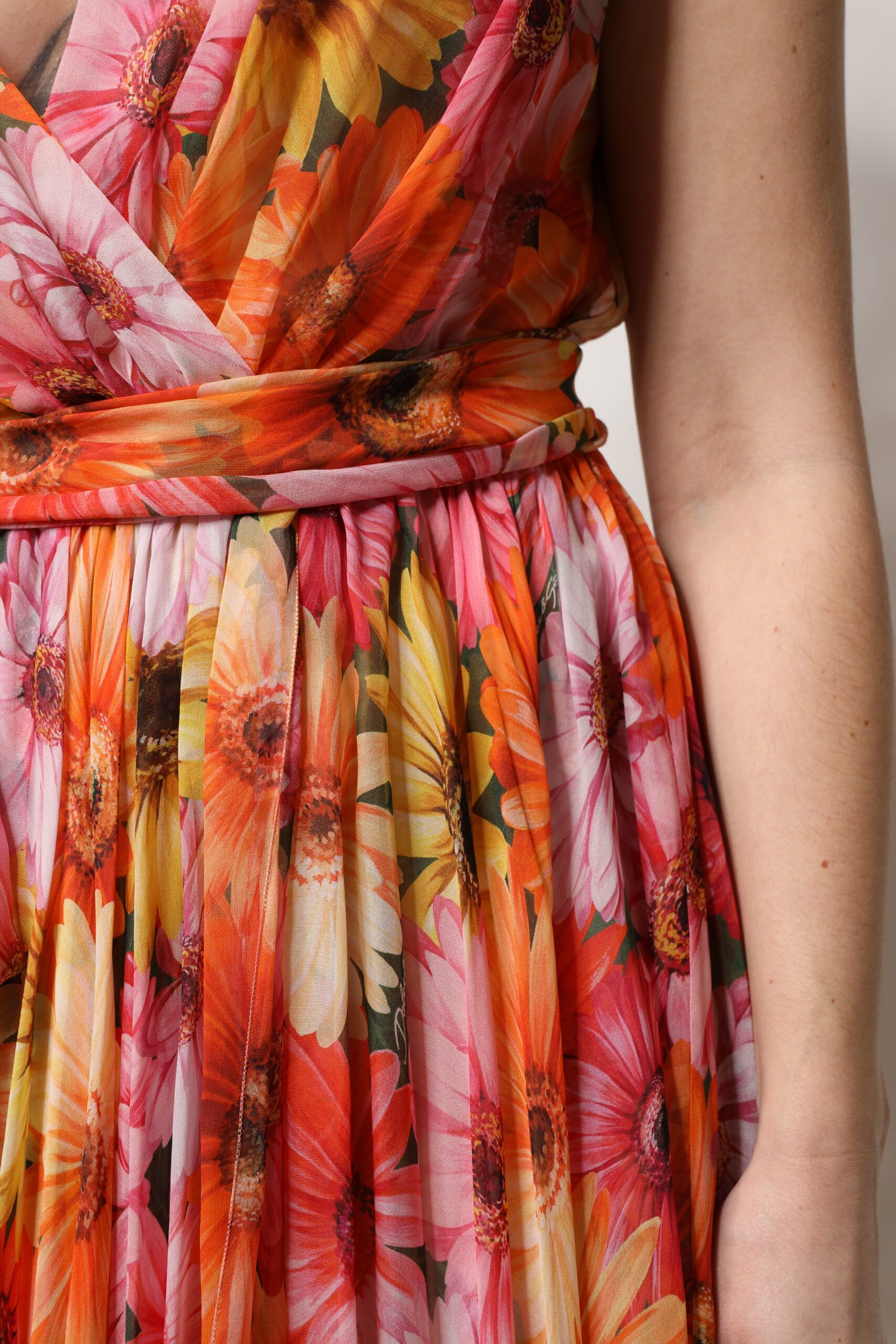 Floral Silk V-neck Chiffon Women's Dress - Dolce & Gabbana - Modalova