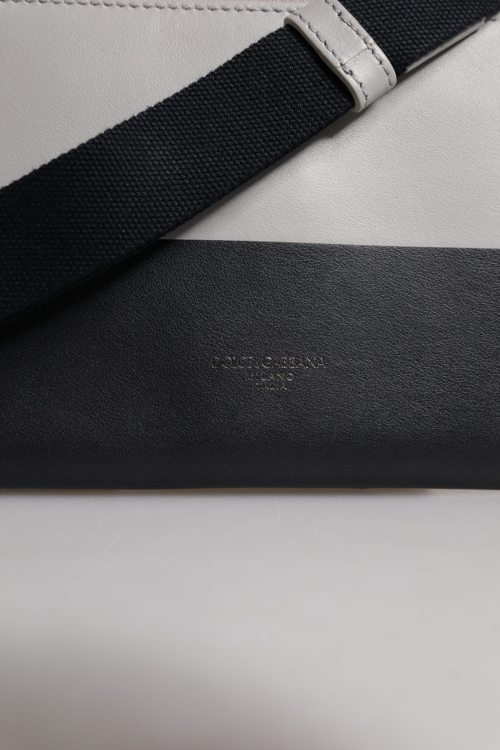 Black White Leather Logo Embossed Crossbody Men's Bag - Dolce & Gabbana - Modalova