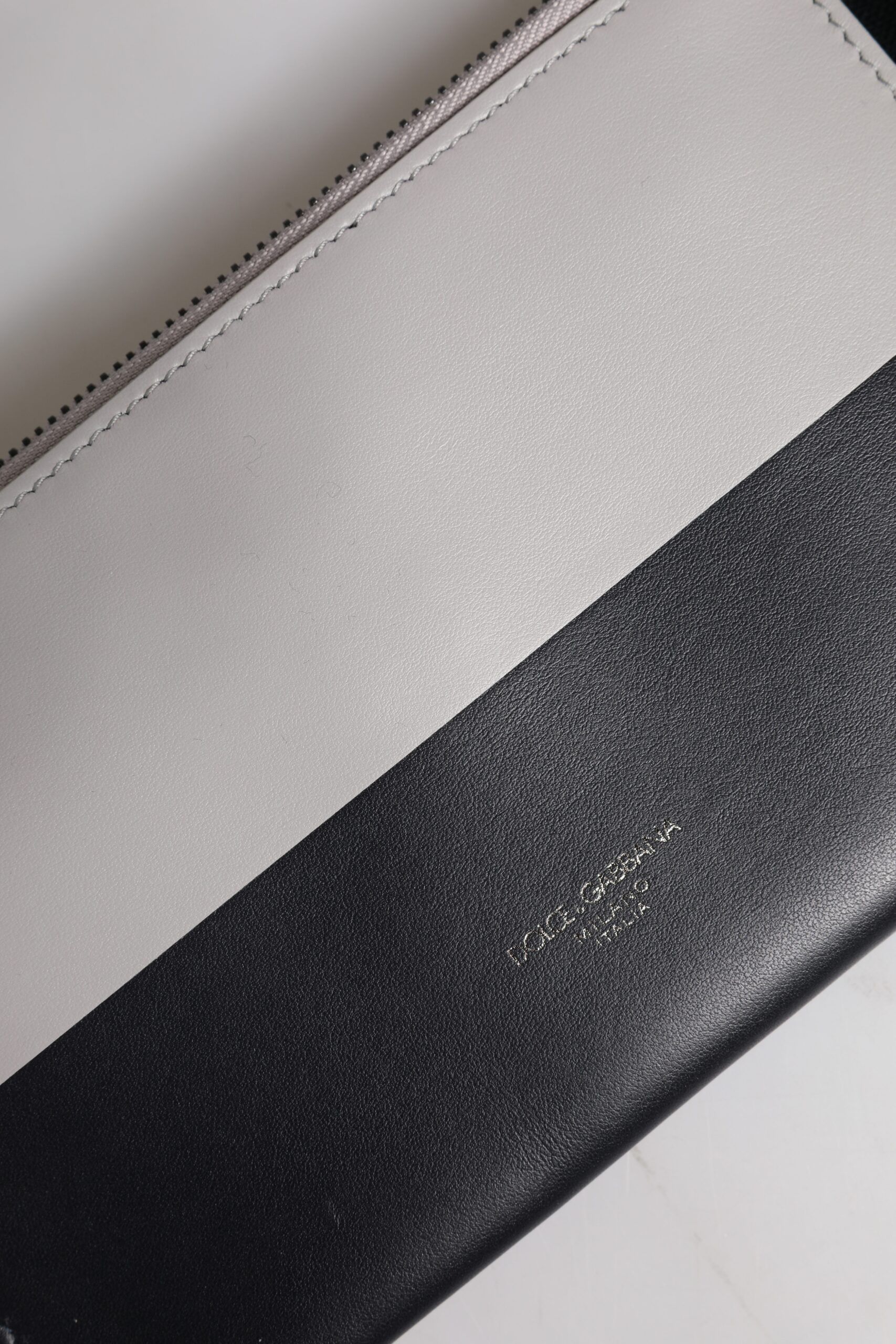 Black White Leather Logo Embossed Crossbody Men's Bag - Dolce & Gabbana - Modalova