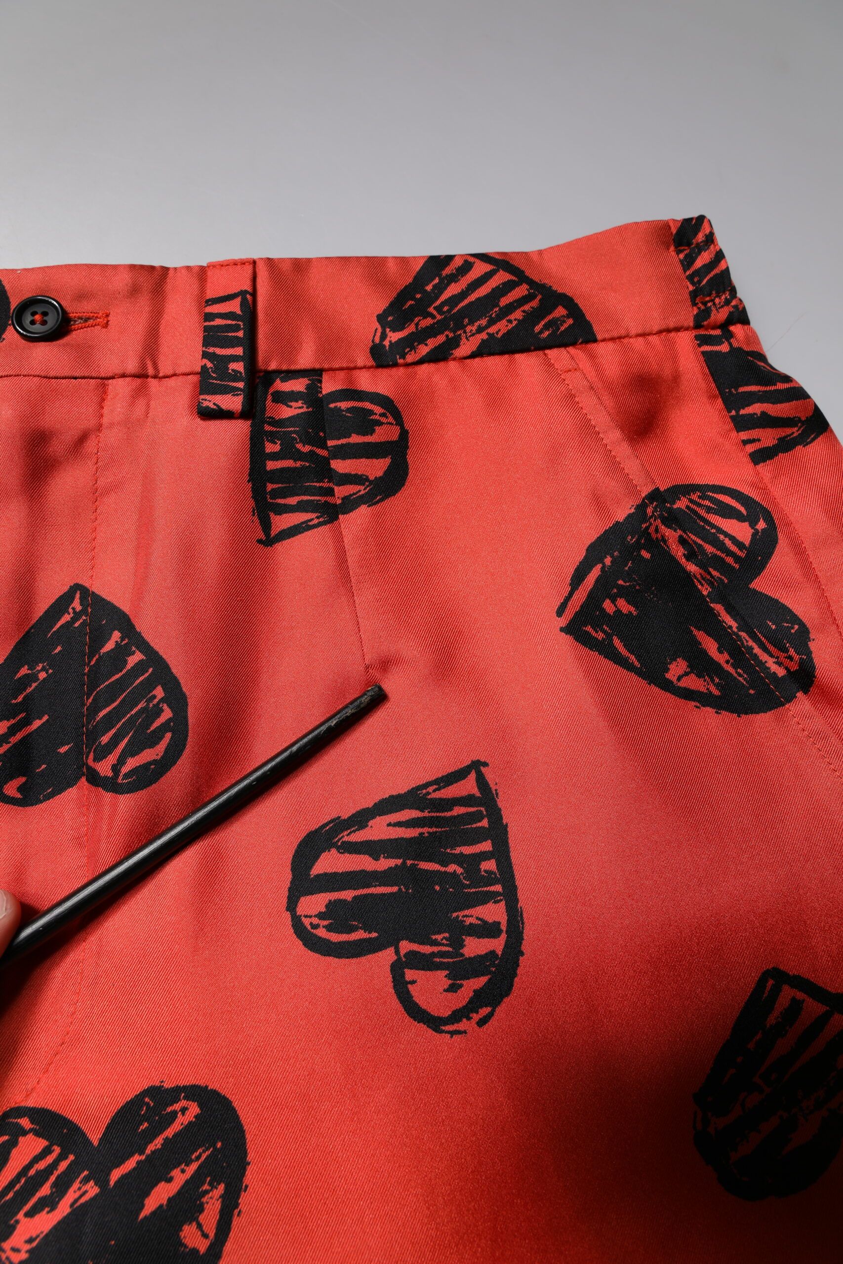 Silk Heart Print Bermuda Men's Shorts (Pre-Owned) - Dolce & Gabbana - Modalova