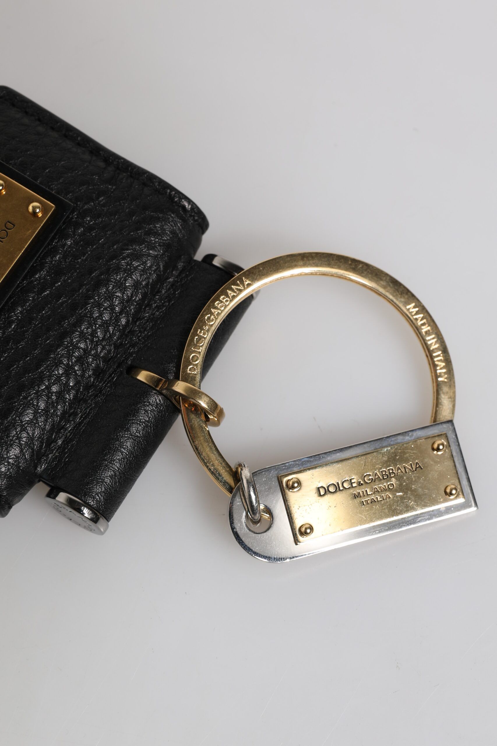 Leather Strap Gold Metal Logo Plaque Airpods Men's Case - Dolce & Gabbana - Modalova
