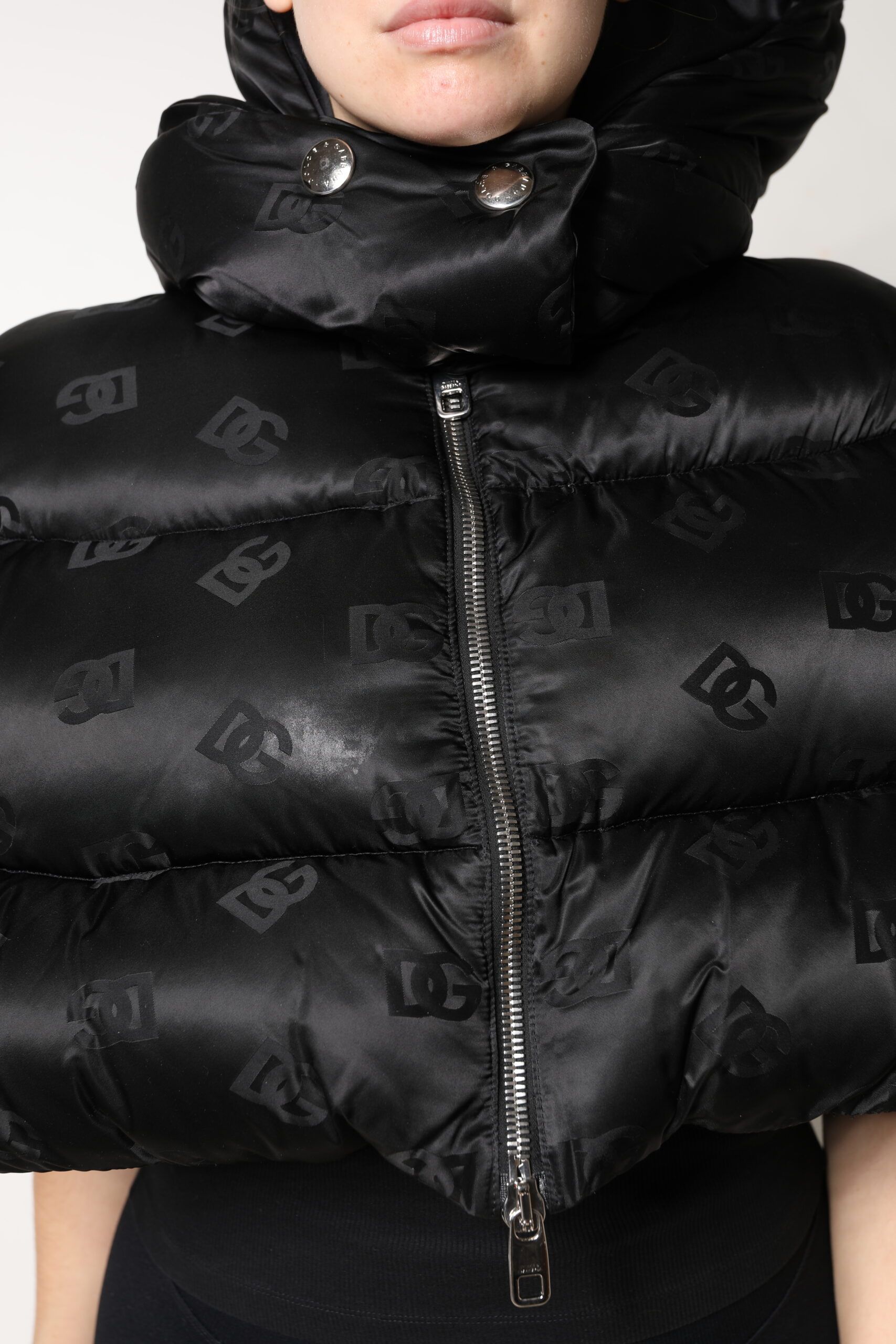 Padded Puffer Hooded Full Zip Cropped Women's Jacket - Dolce & Gabbana - Modalova
