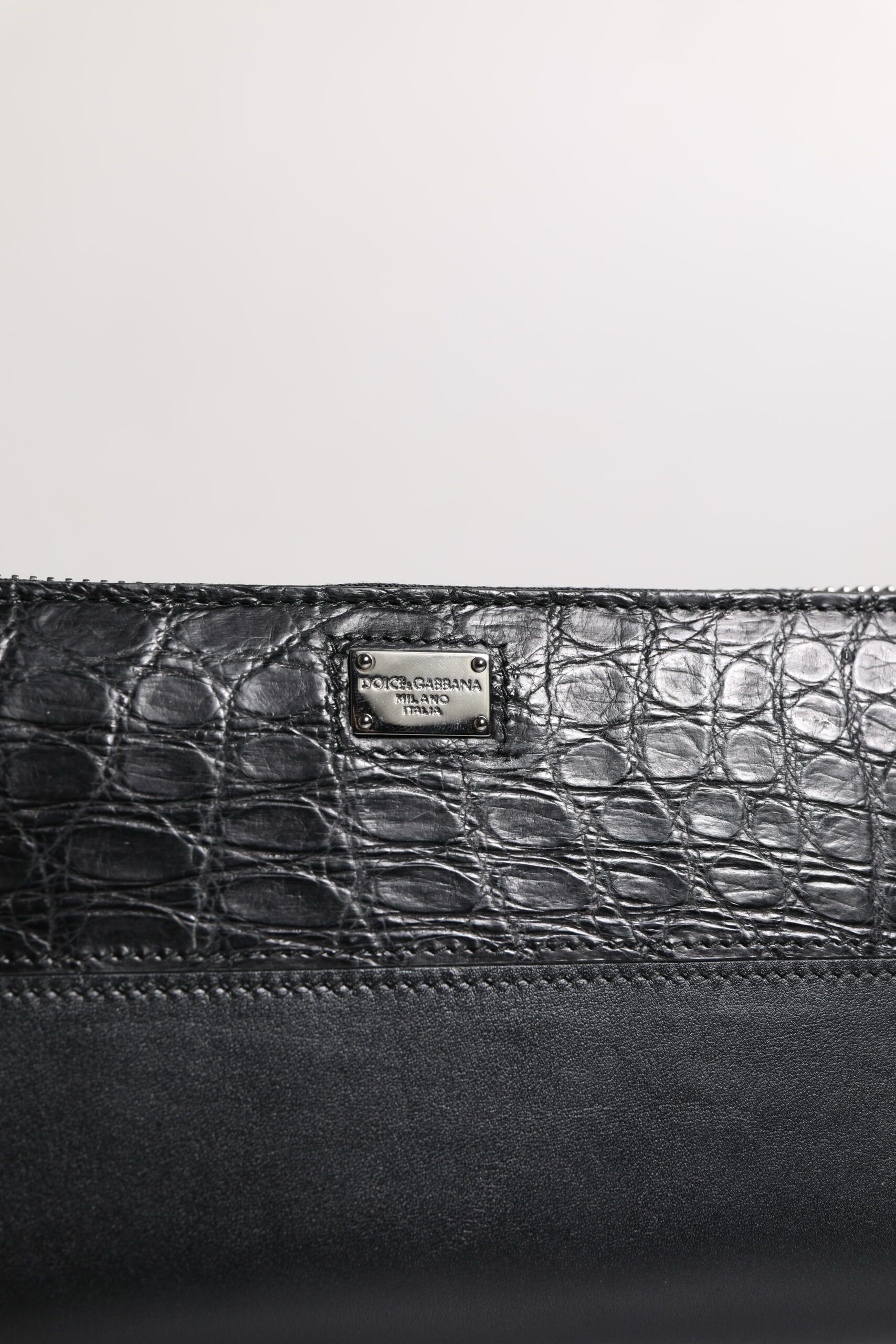 Leather Logo Plaque Zip Around Continental Men's Wallet (Pre-Owned) - Dolce & Gabbana - Modalova