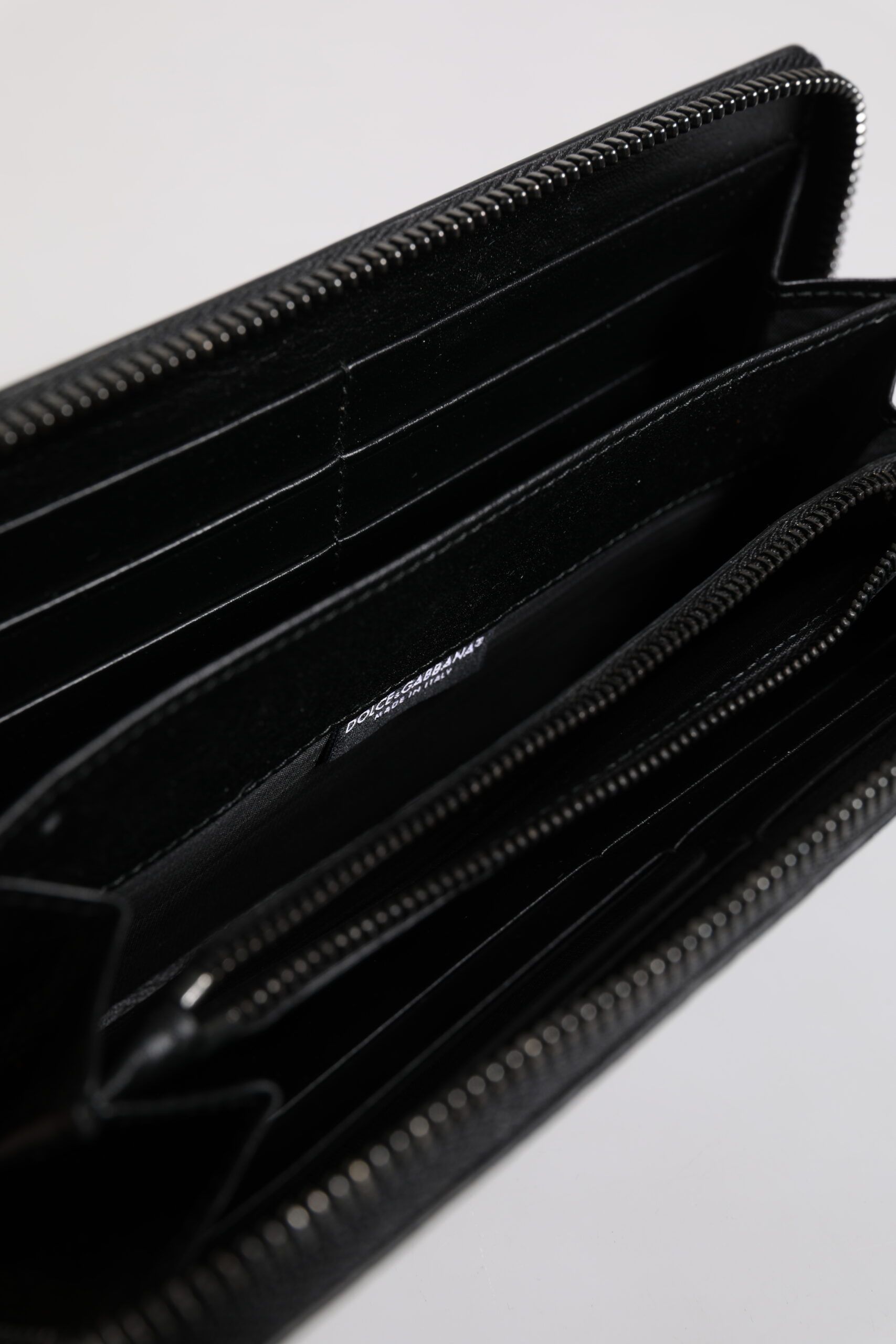 Leather Logo Plaque Zip Around Continental Men's Wallet (Pre-Owned) - Dolce & Gabbana - Modalova