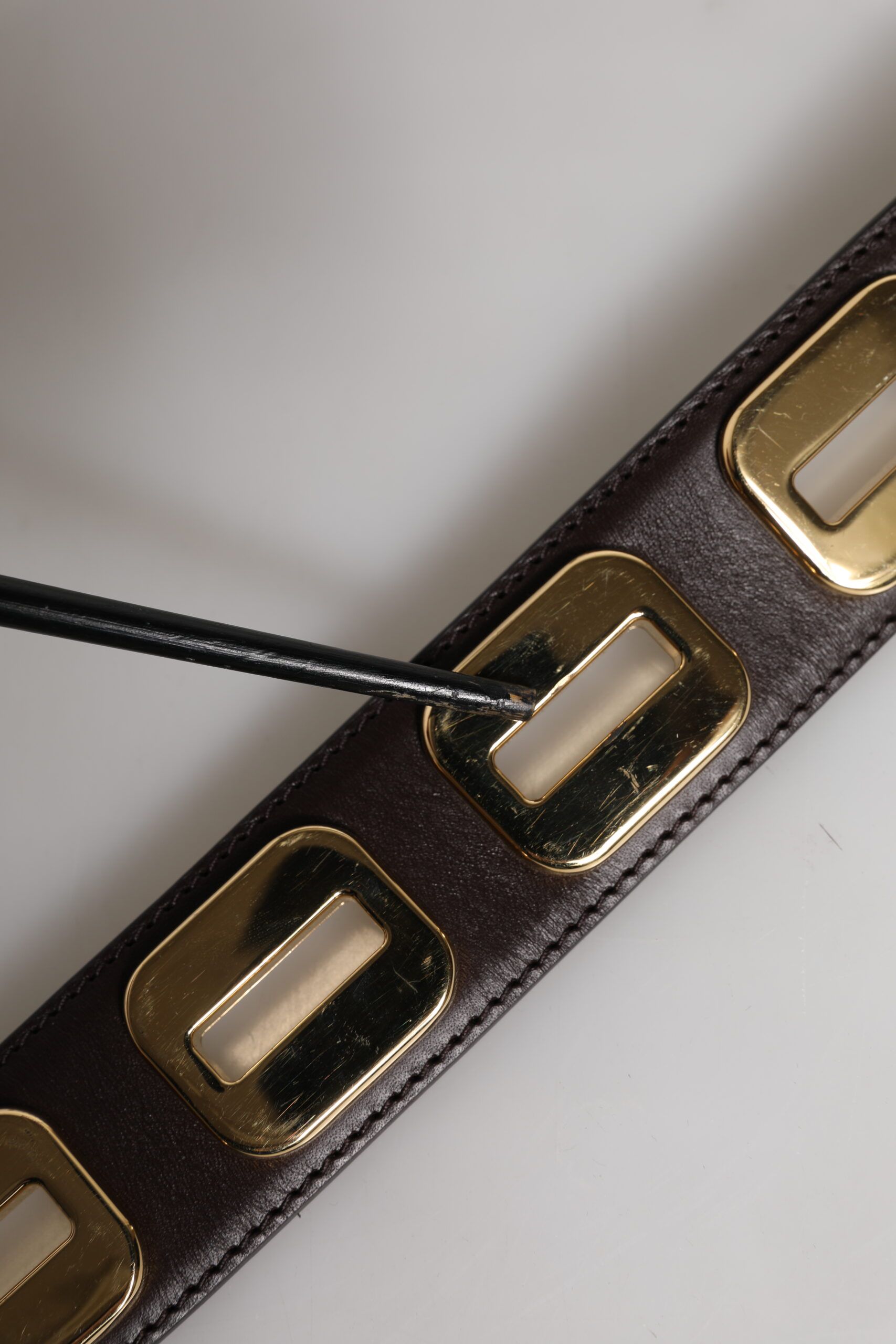 Dark Leather Gold Rotating Buckle Women's Belt (Pre-Owned) - Dolce & Gabbana - Modalova
