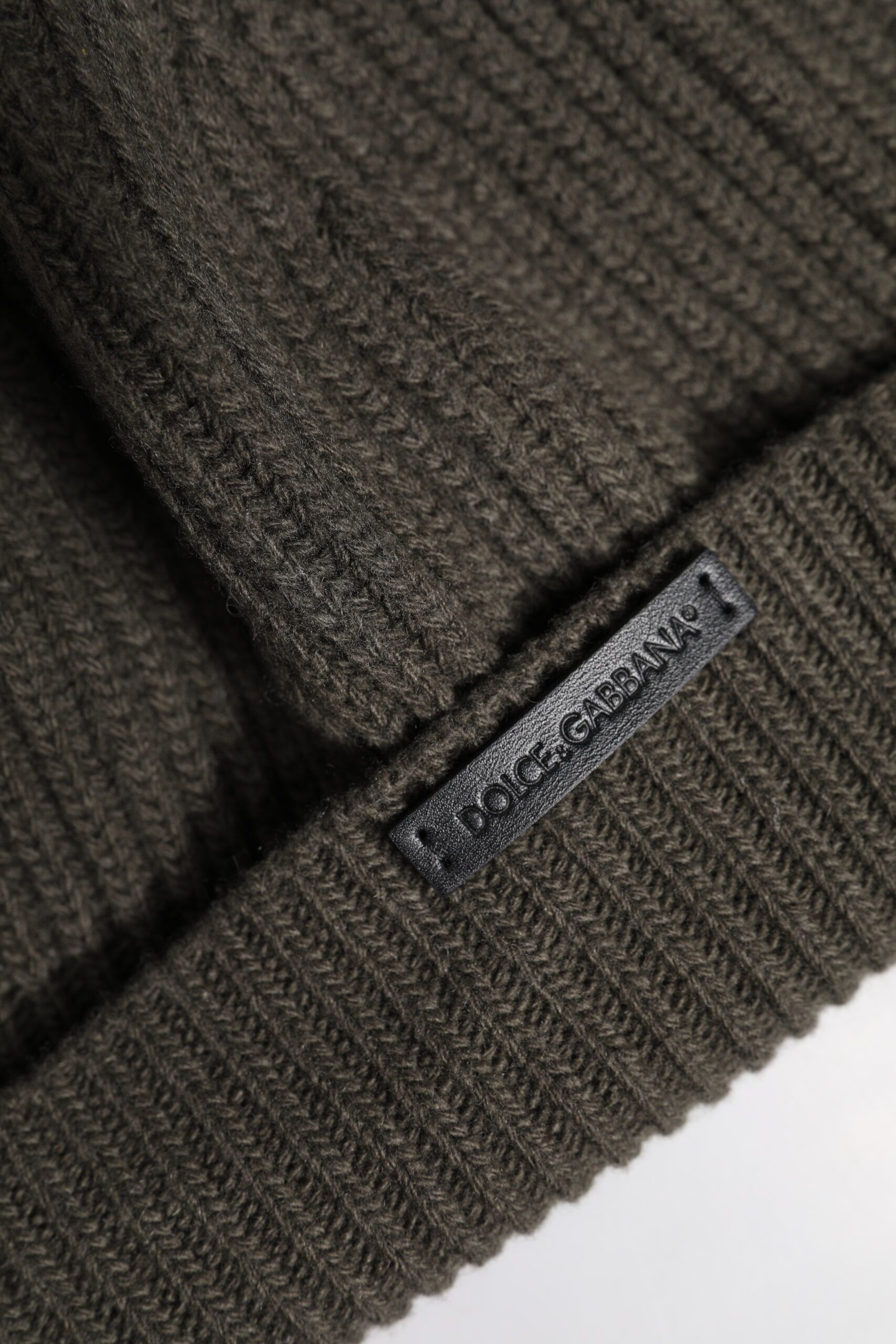 Wool DG Plaque Knitted Winter Beanie Men's Hat (Pre-Owned) - Dolce & Gabbana - Modalova