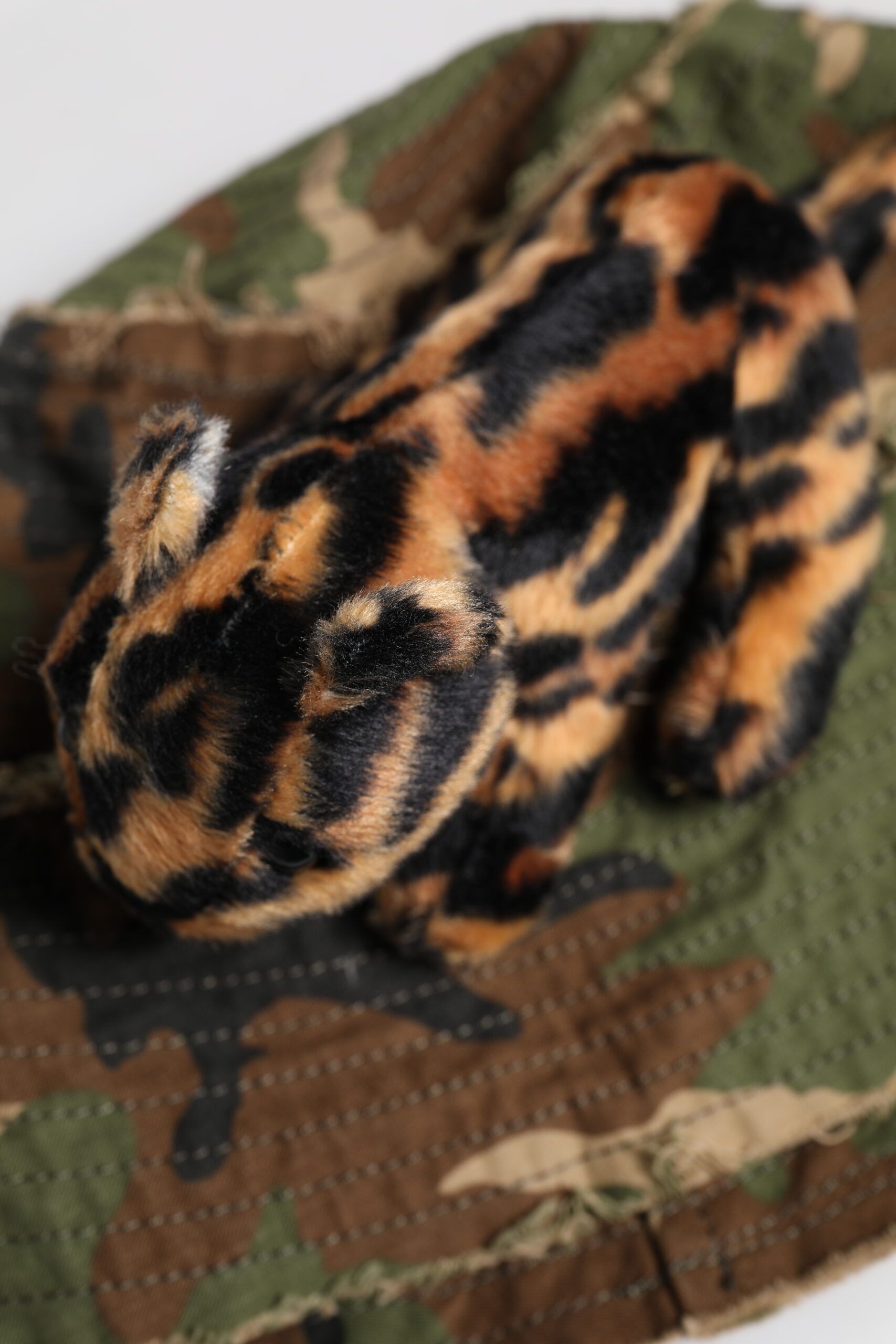 Leopard Embellish Wide Brim Bucket Men's Hat - Dolce & Gabbana - Modalova
