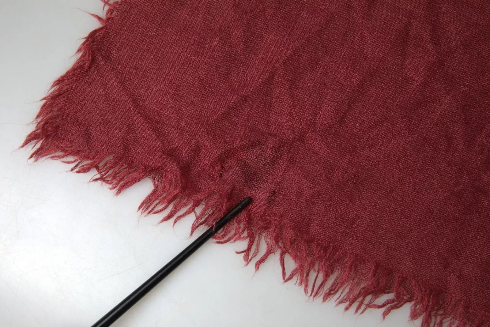 Maroon Cashmere Knit Wrap Shawl Fringe Scarf (Pre-Owned) - Dolce & Gabbana - Modalova