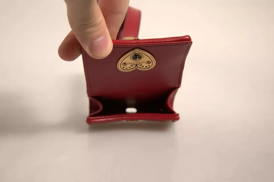 Black Leather Devotion Heart Strap Airpod Women's Case - Dolce & Gabbana - Modalova