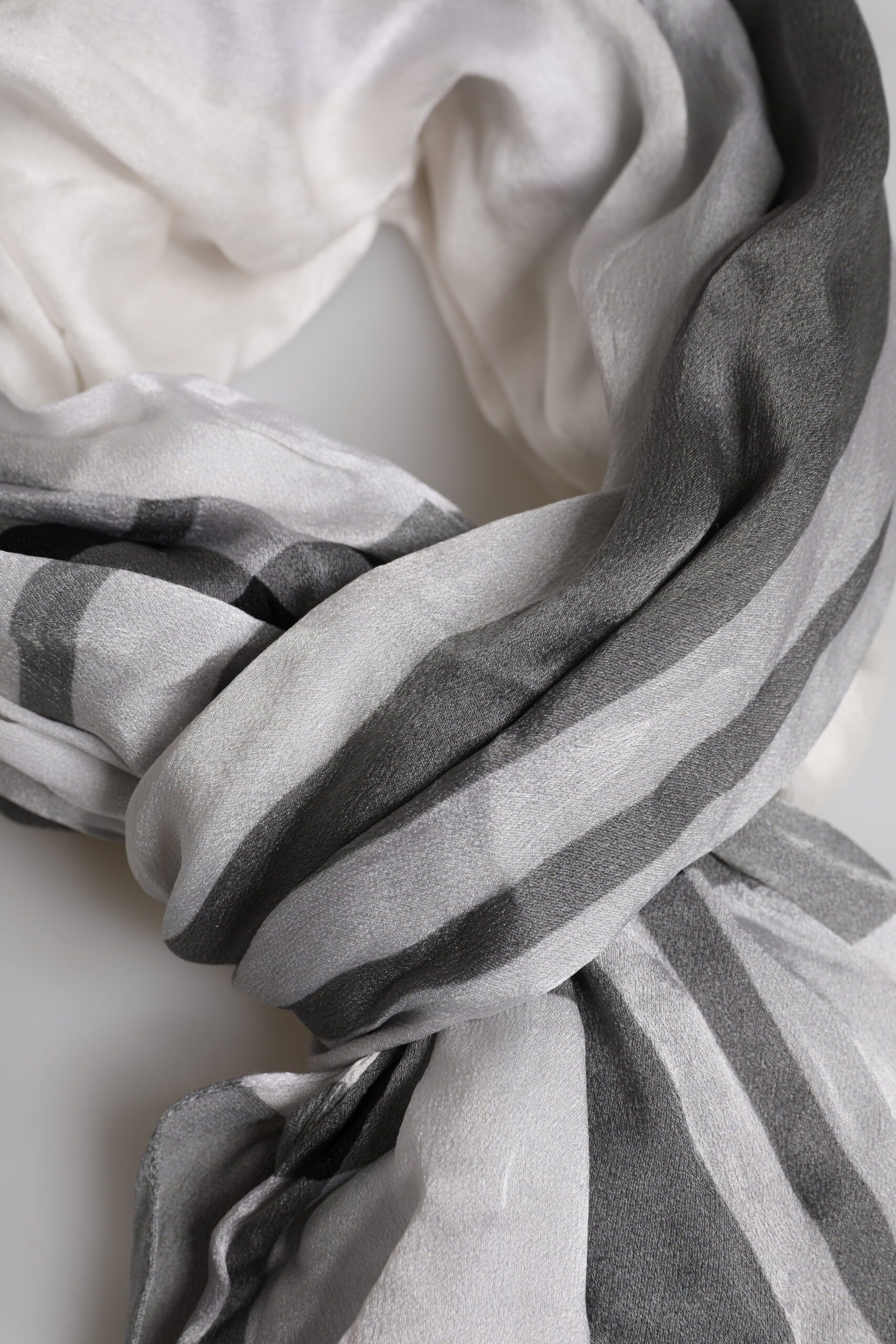 Silk Warmer Wrap Foulard Men's Scarf (Pre-Owned) - Dolce & Gabbana - Modalova