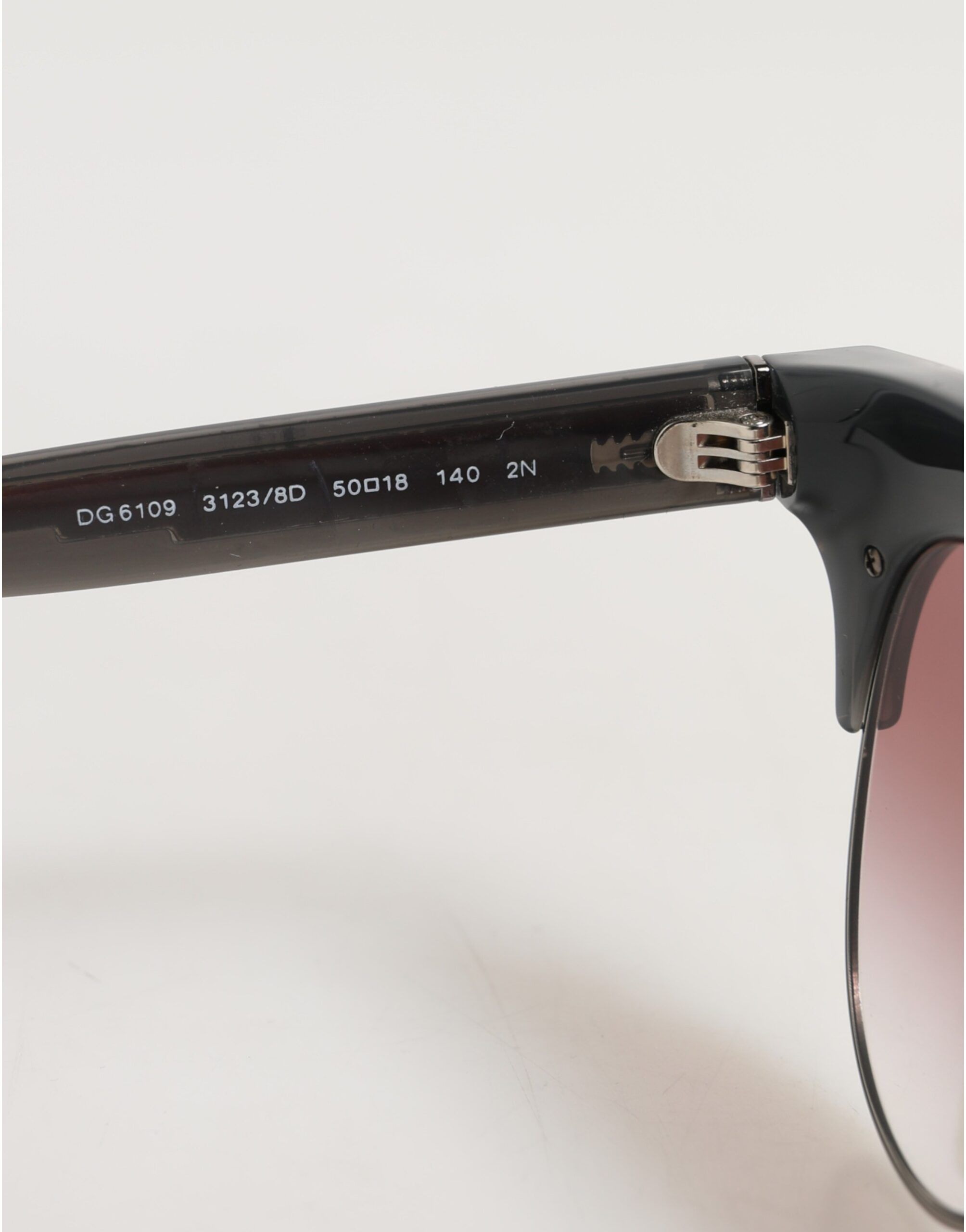 Pink Mirrored Cat Eye Sequined Women's Sunglasses (Pre-Owned) - Dolce & Gabbana - Modalova