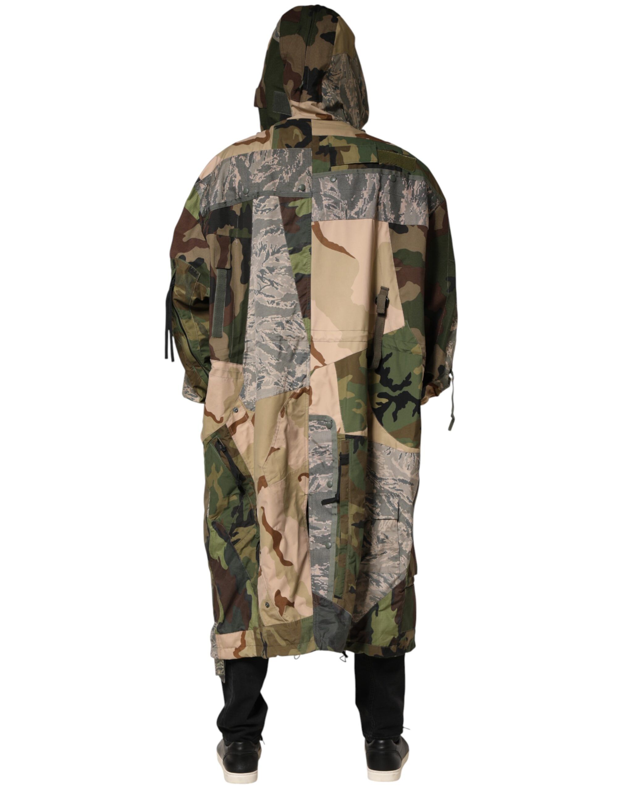 Camouflage Hooded RainCoat Men's Jacket (Pre-Owned) - Dolce & Gabbana - Modalova