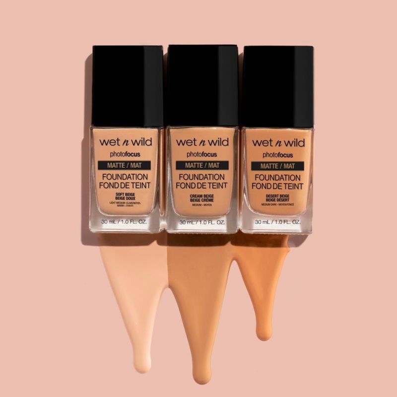 PhotoFocus maquillaje fluido matificante tono Soft Ivory 30 ml - Wet n Wild - Modalova