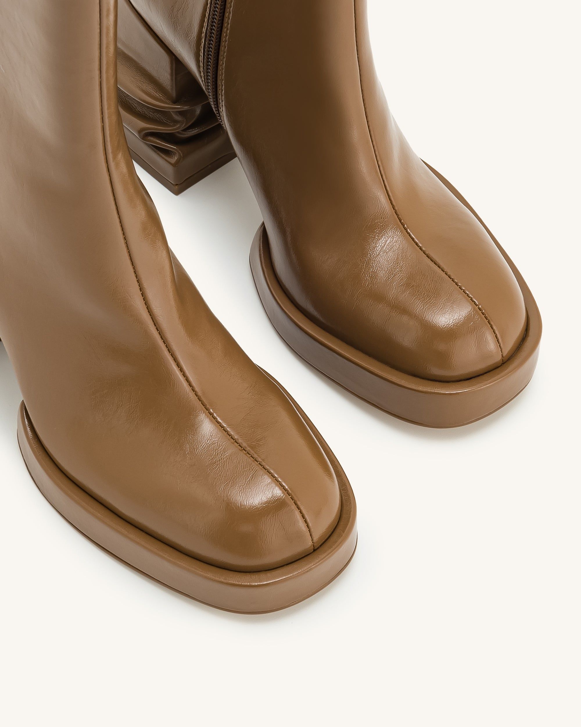 Saylor Round Toe Platform Ankle Boots - Brown - JW PEI - Modalova