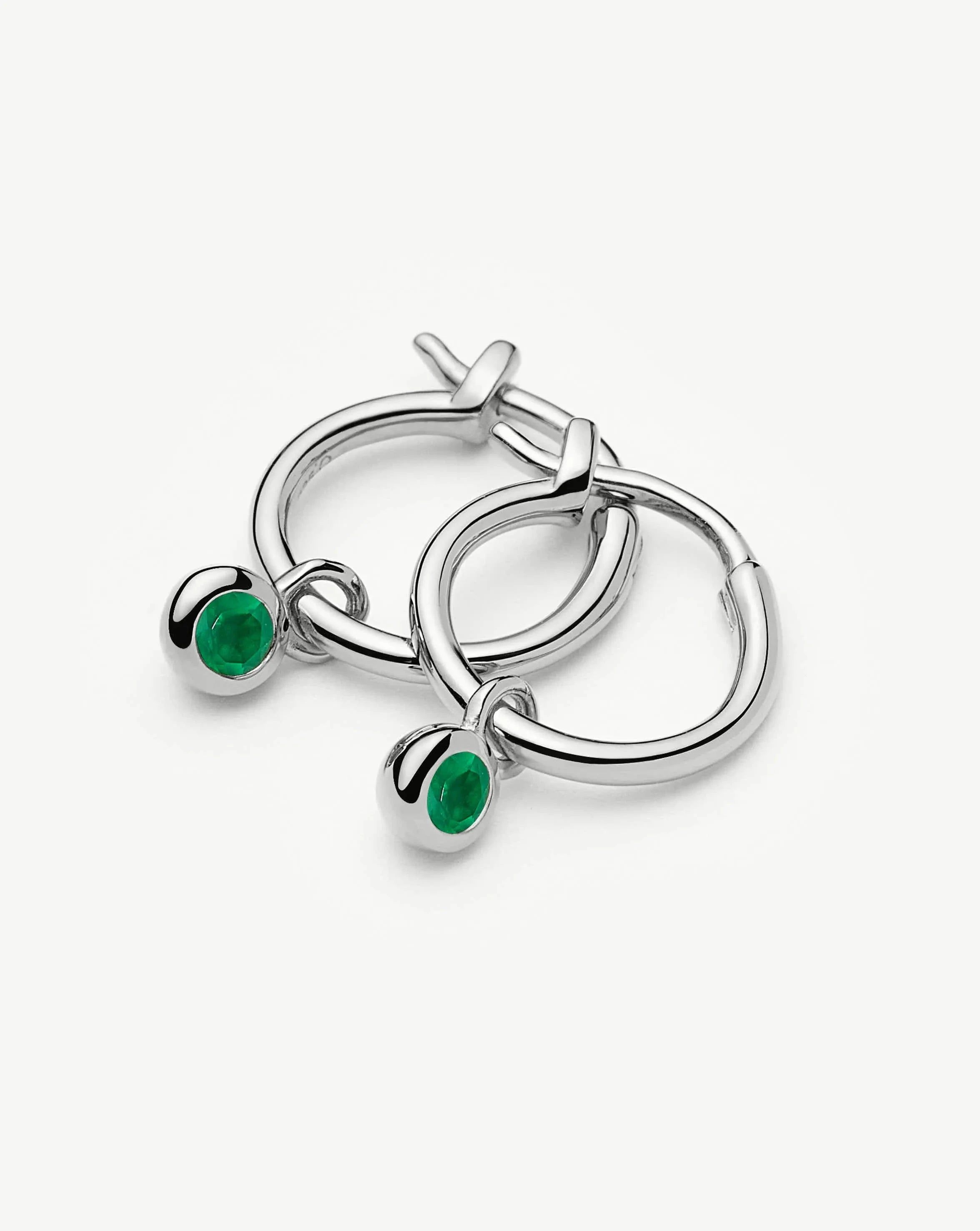 May Birthstone Mini Charm Hoop Earrings | Sterling Silver/Green Onyx - Missoma - Modalova