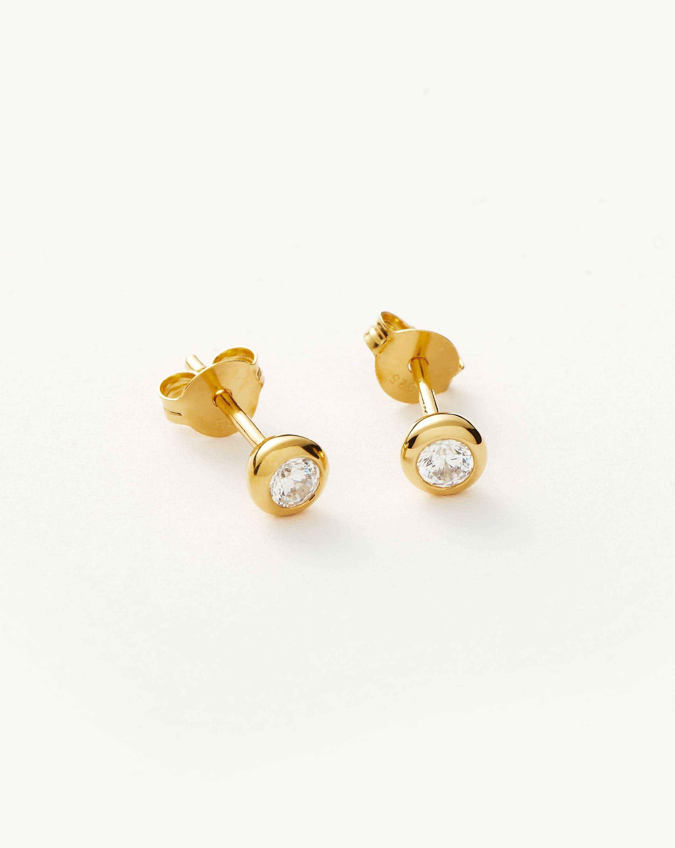 Classic Stone Stud Earrings | 18ct Gold Vermeil/Cubic Zirconia - Missoma - Modalova