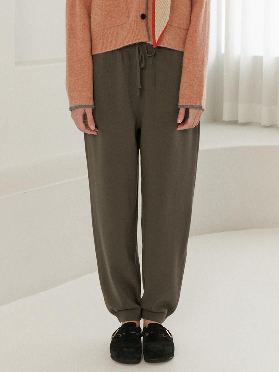WOOL BLEND STRING JOGGER [KHAKI] - BINOVULAR - Modalova