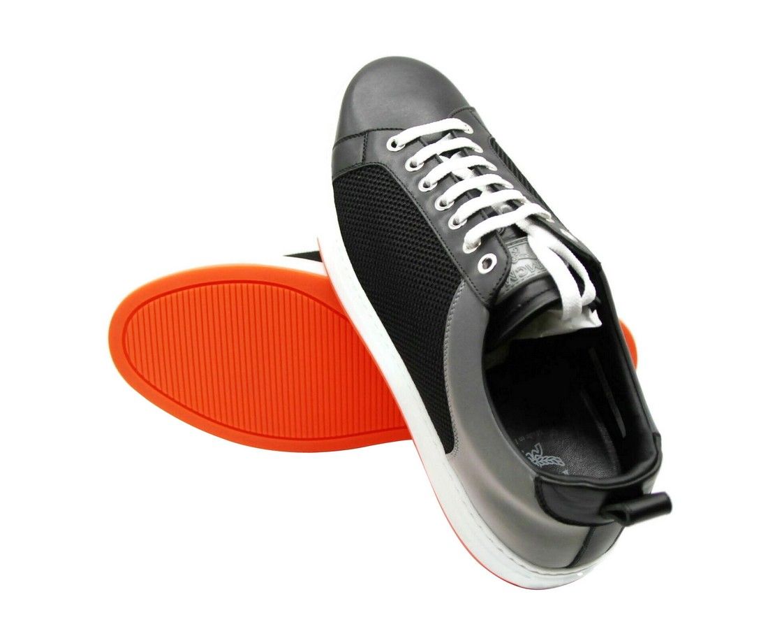 Men's Leather Silver Reflective Canvas Low Top Sneaker (41 EU / 8 US) - MCM - Modalova