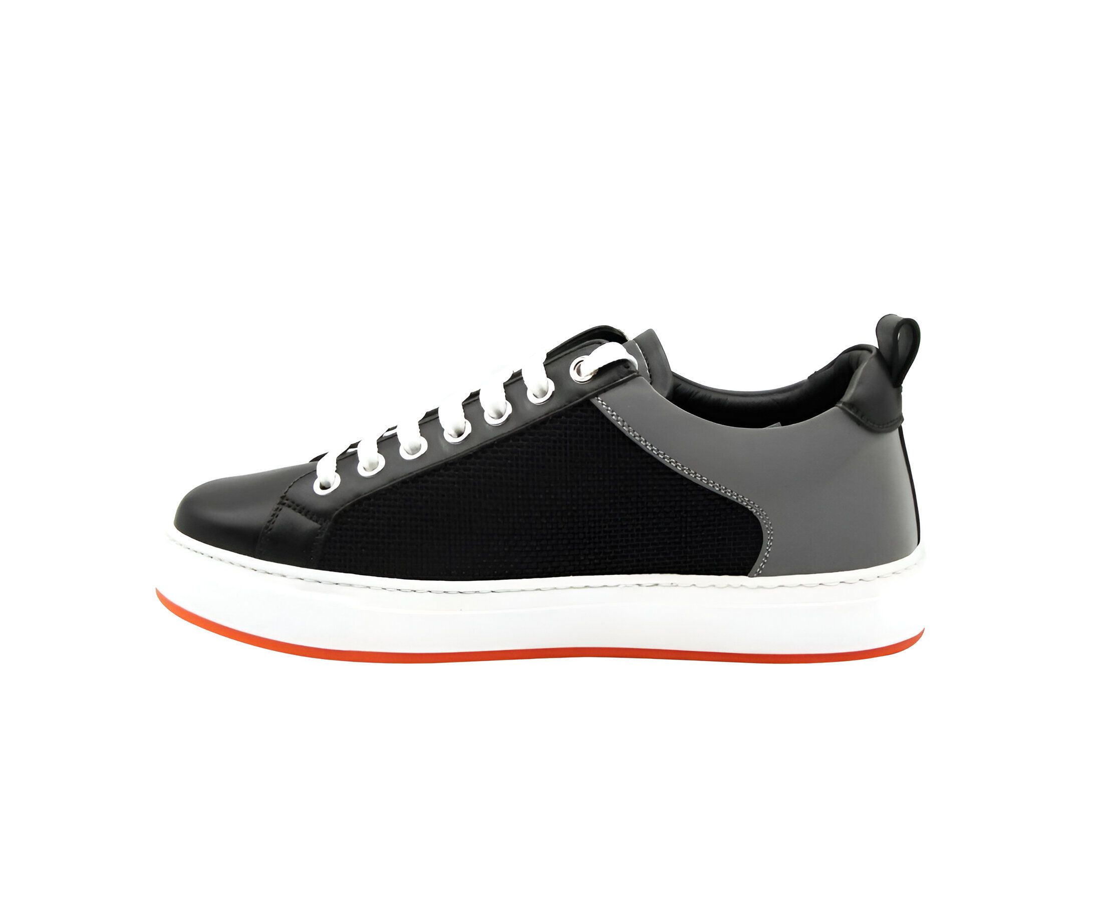 Women's Leather Silver Reflective Canvas Sneaker (36 EU / 6 US) - MCM - Modalova